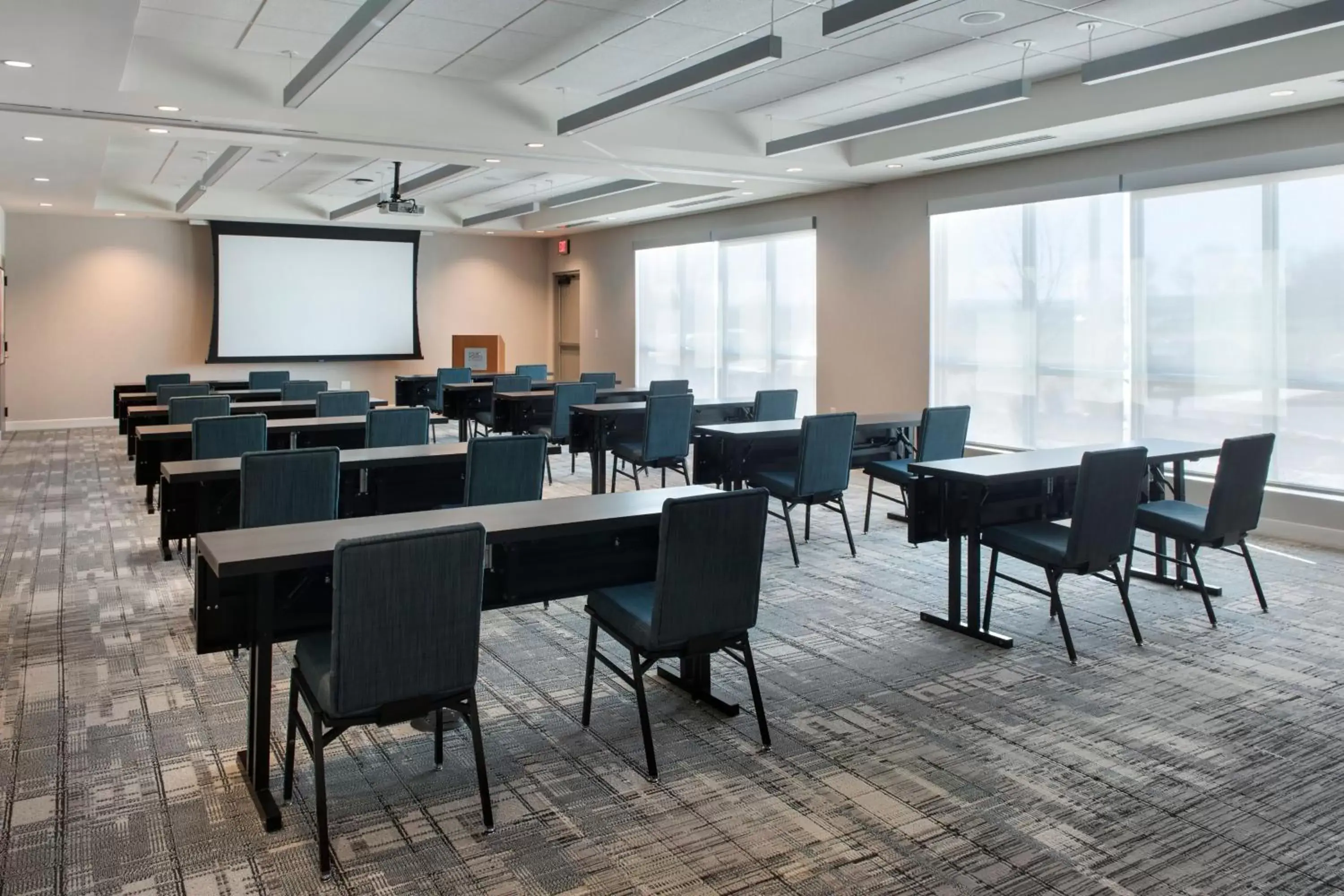 Meeting/conference room in Four Points by Sheraton Albany