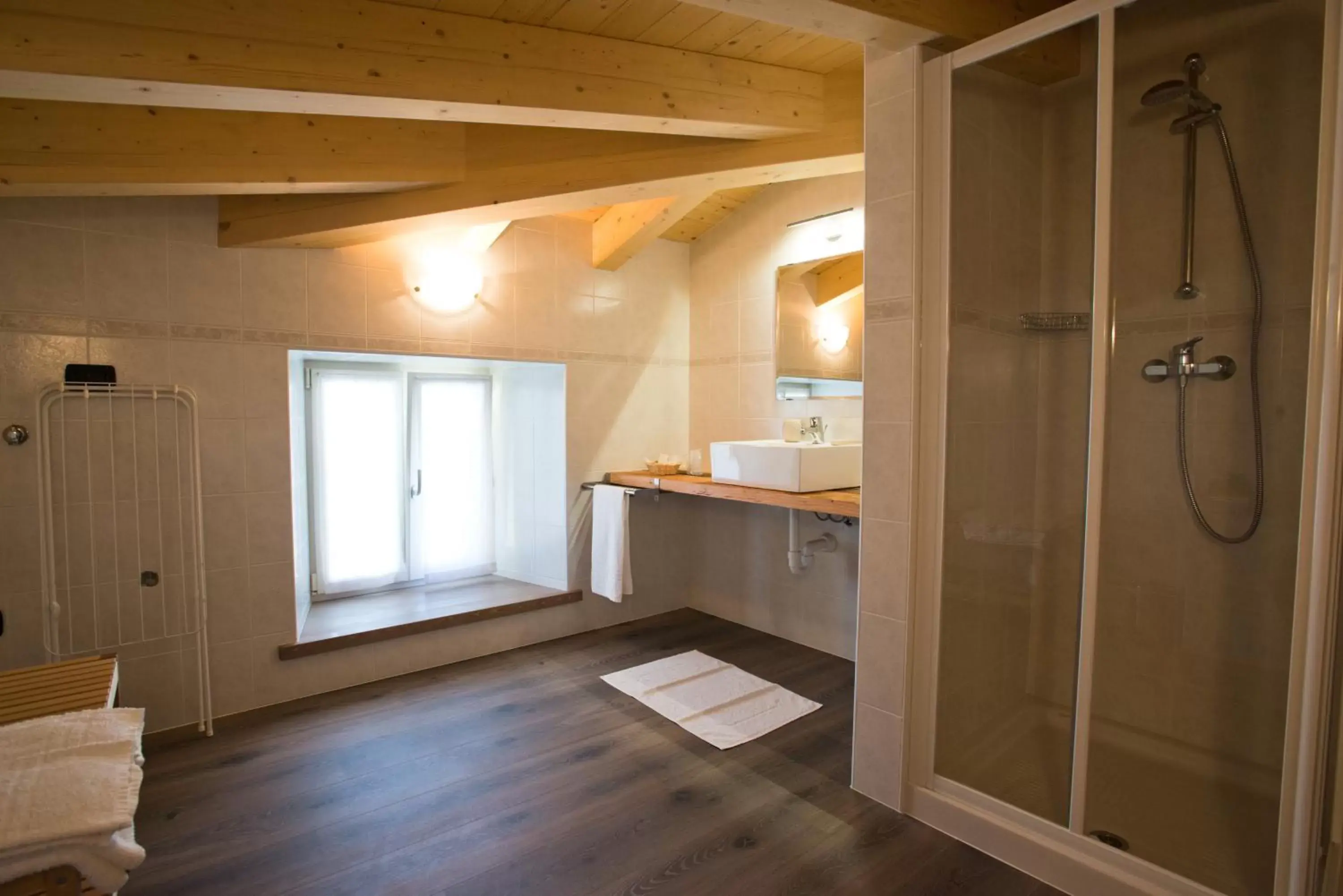 Bathroom in Hotel Garni Le Corti