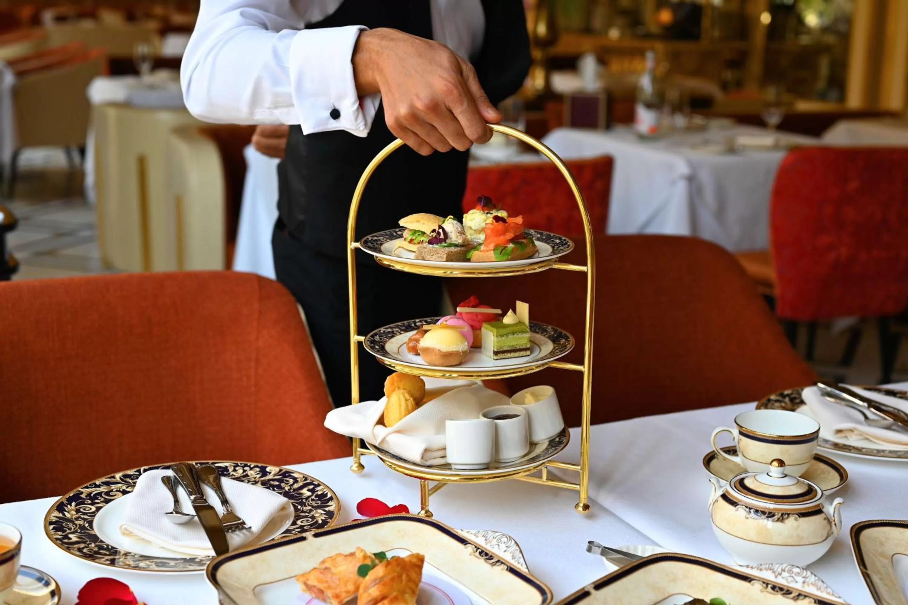 Restaurant/places to eat in Mansard Riyadh, a Radisson Collection Hotel