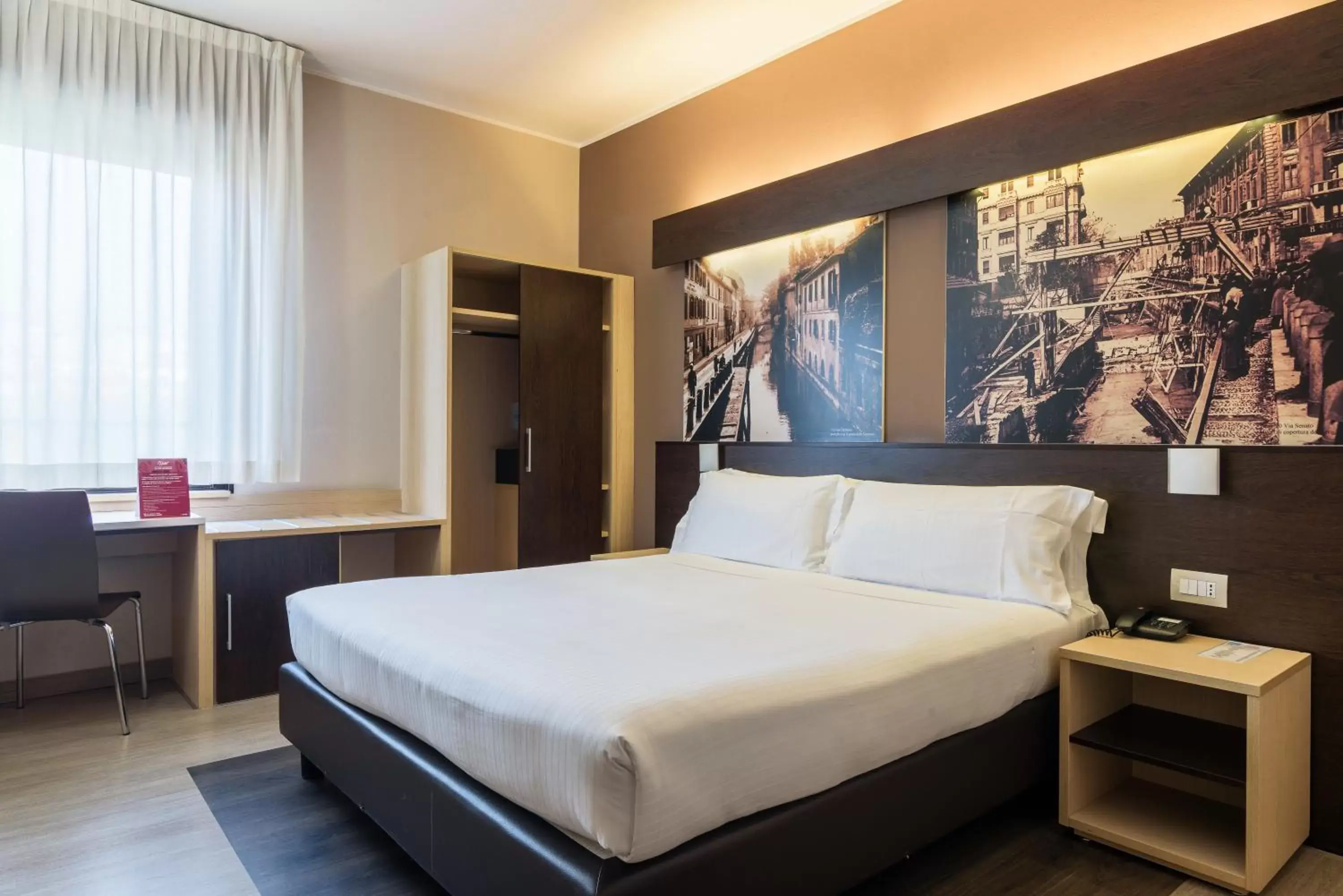 Bedroom, Bed in B&B Hotel Milano Portello
