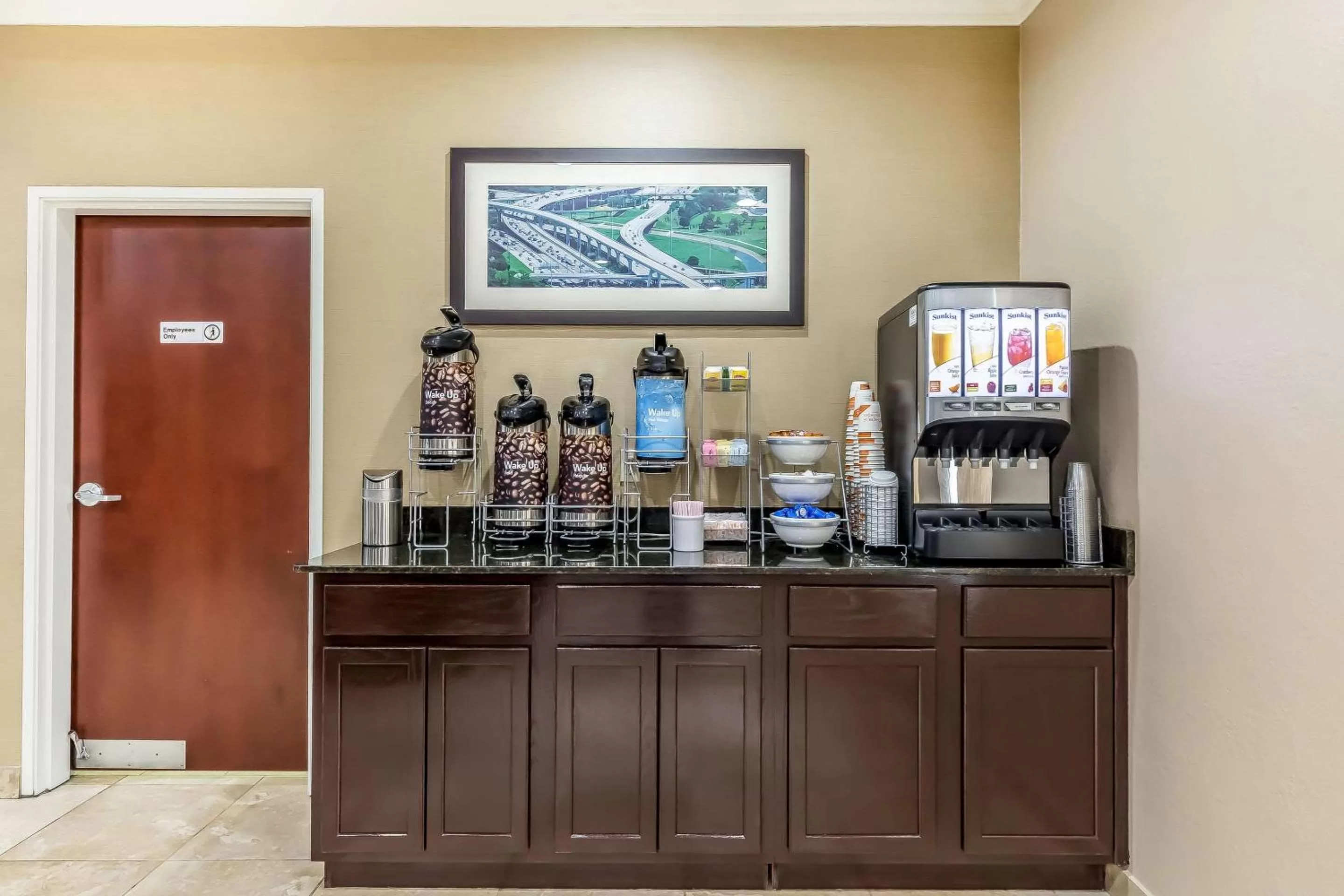 Restaurant/places to eat in Comfort Suites Houston IAH Airport - Beltway 8