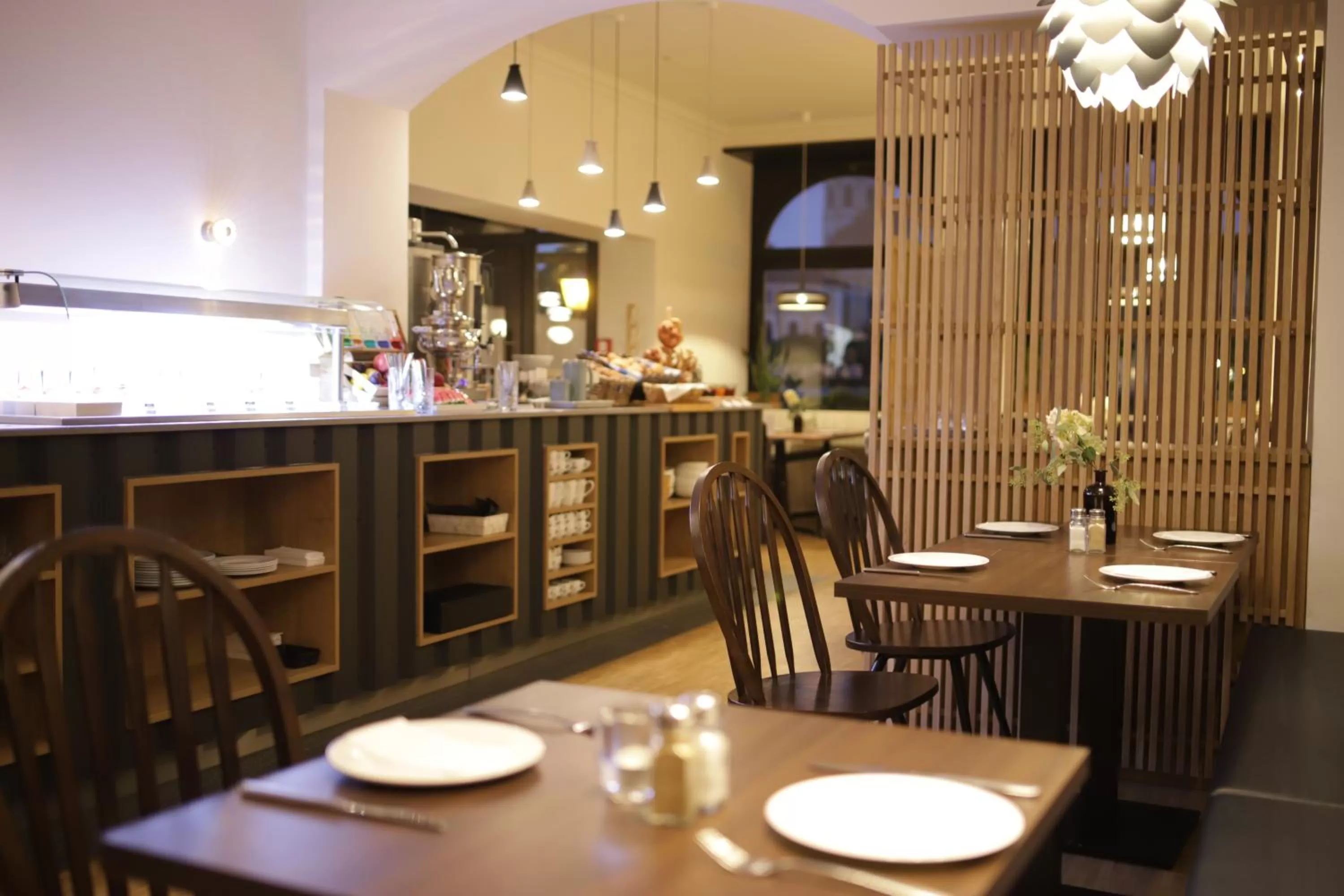 Restaurant/places to eat in Hotel Münchner Hof