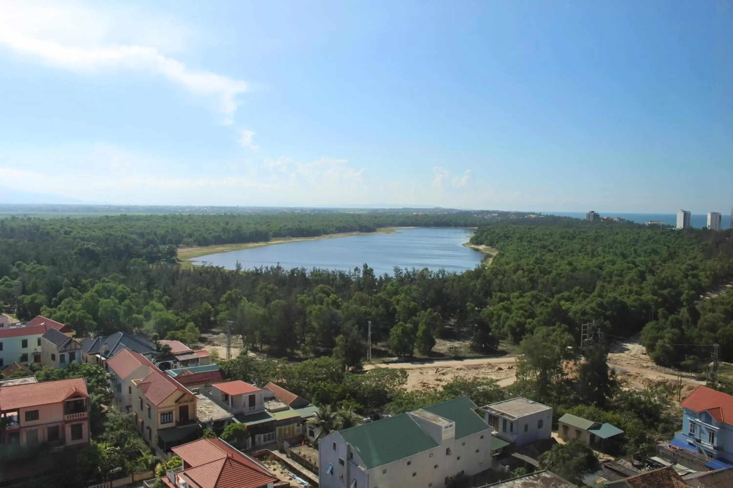 Natural landscape, Bird's-eye View in Muong Thanh Luxury Nhat Le Hotel