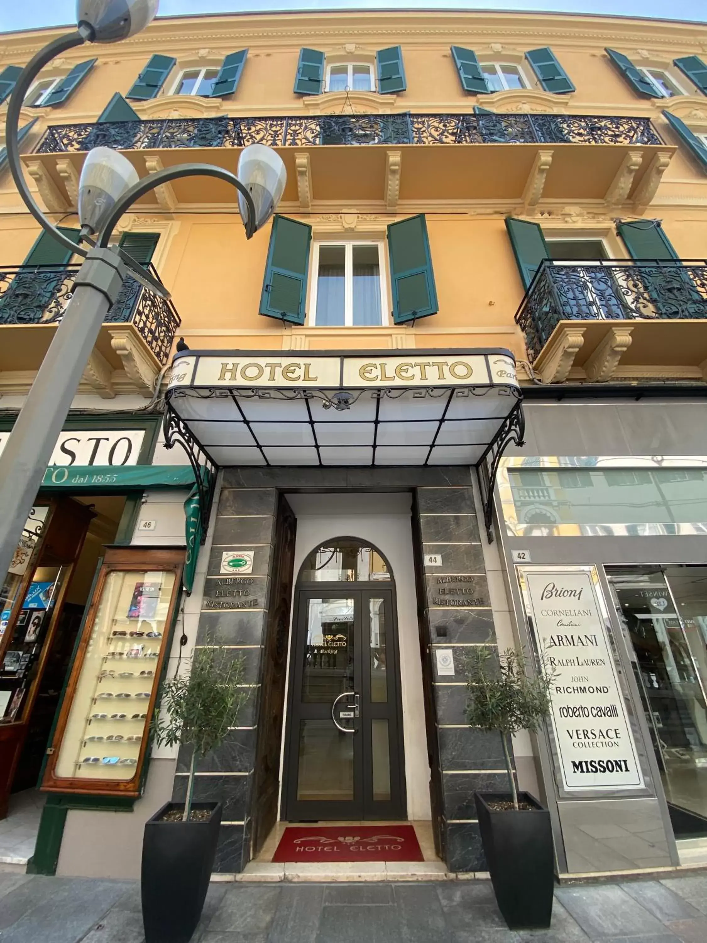 Facade/entrance in Hotel Eletto
