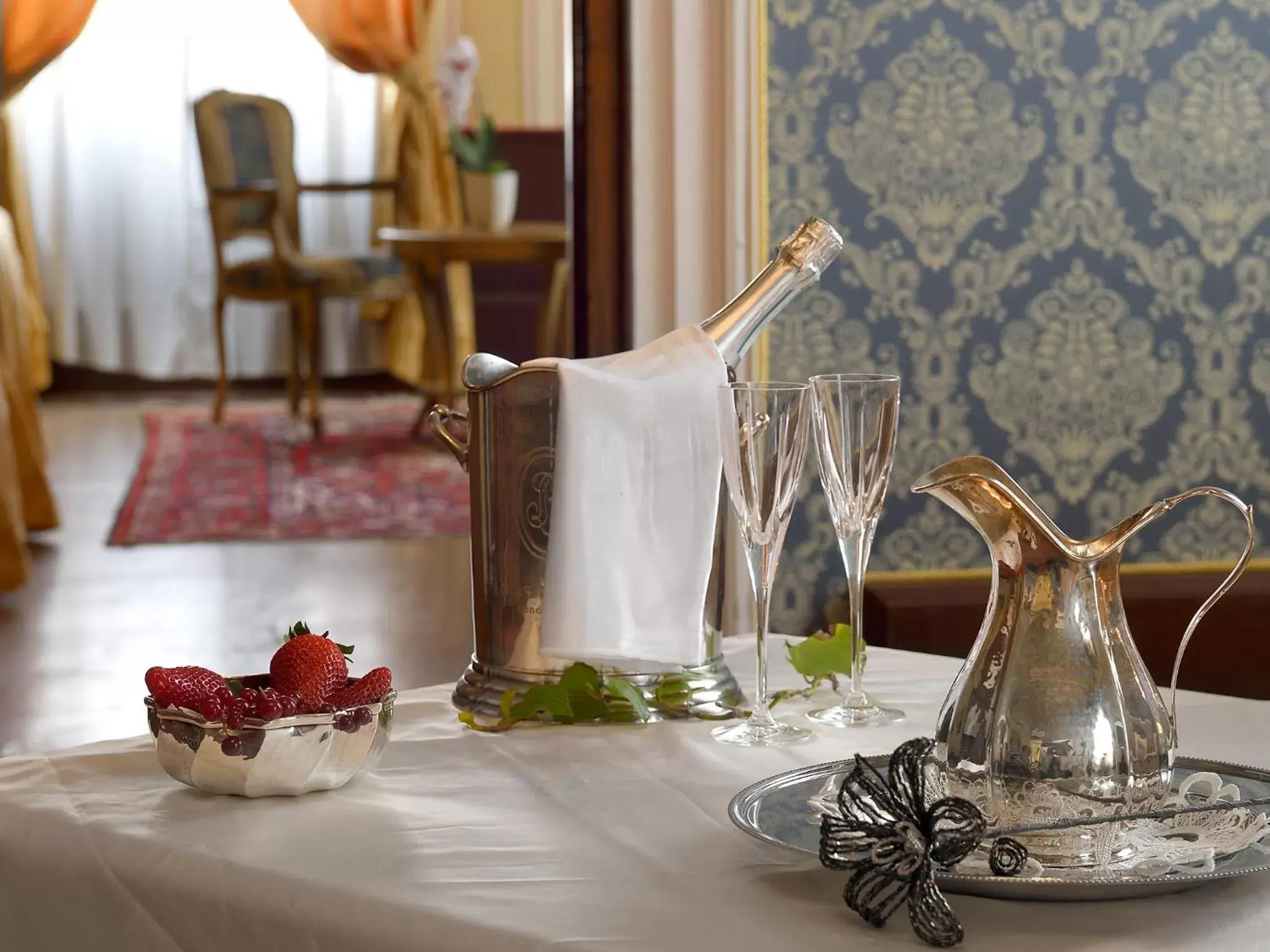 Decorative detail, Drinks in Hotel Corte dei Greci