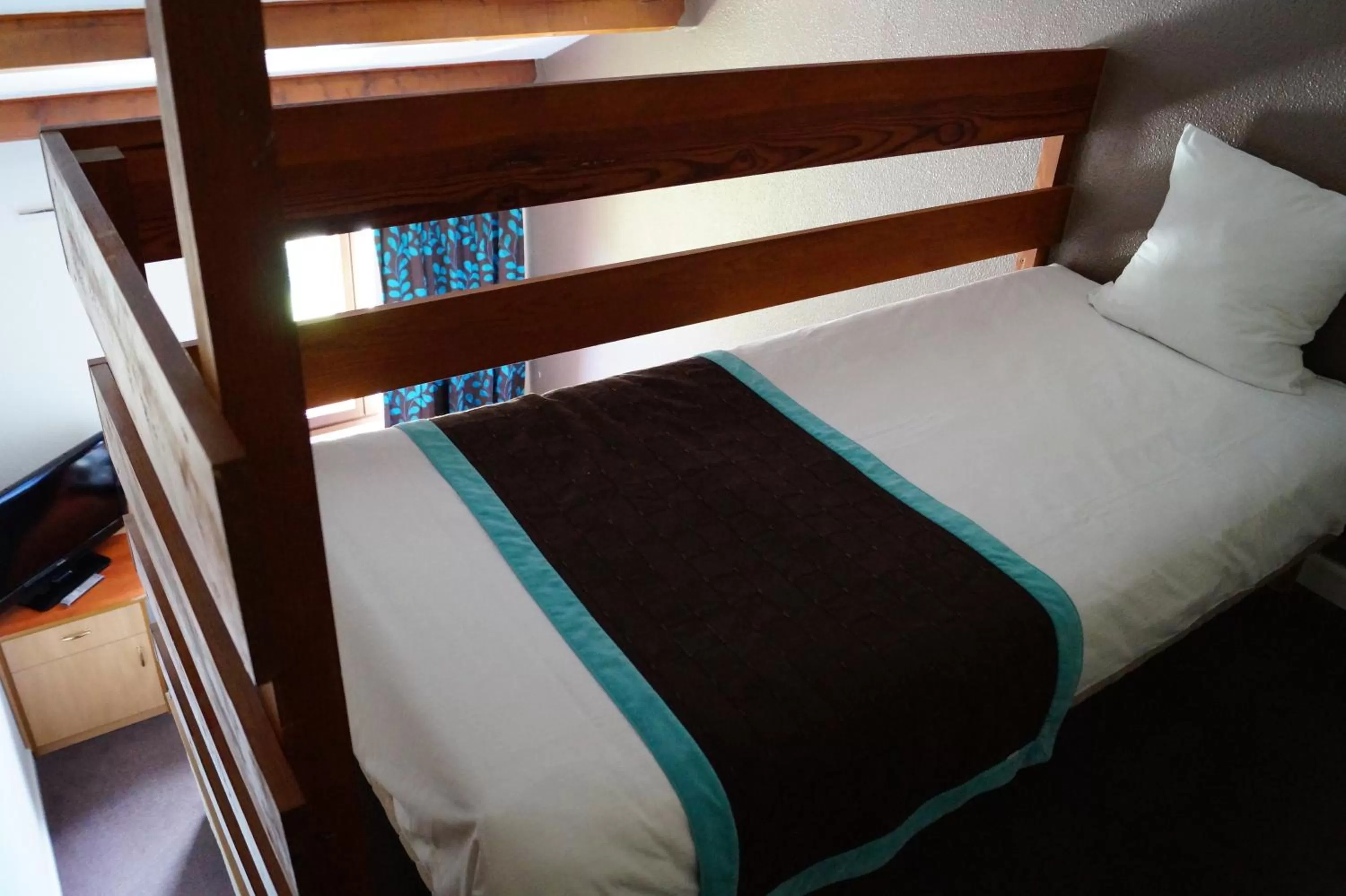 Bed in Kyriad Montpellier Aéroport - Gare Sud de France