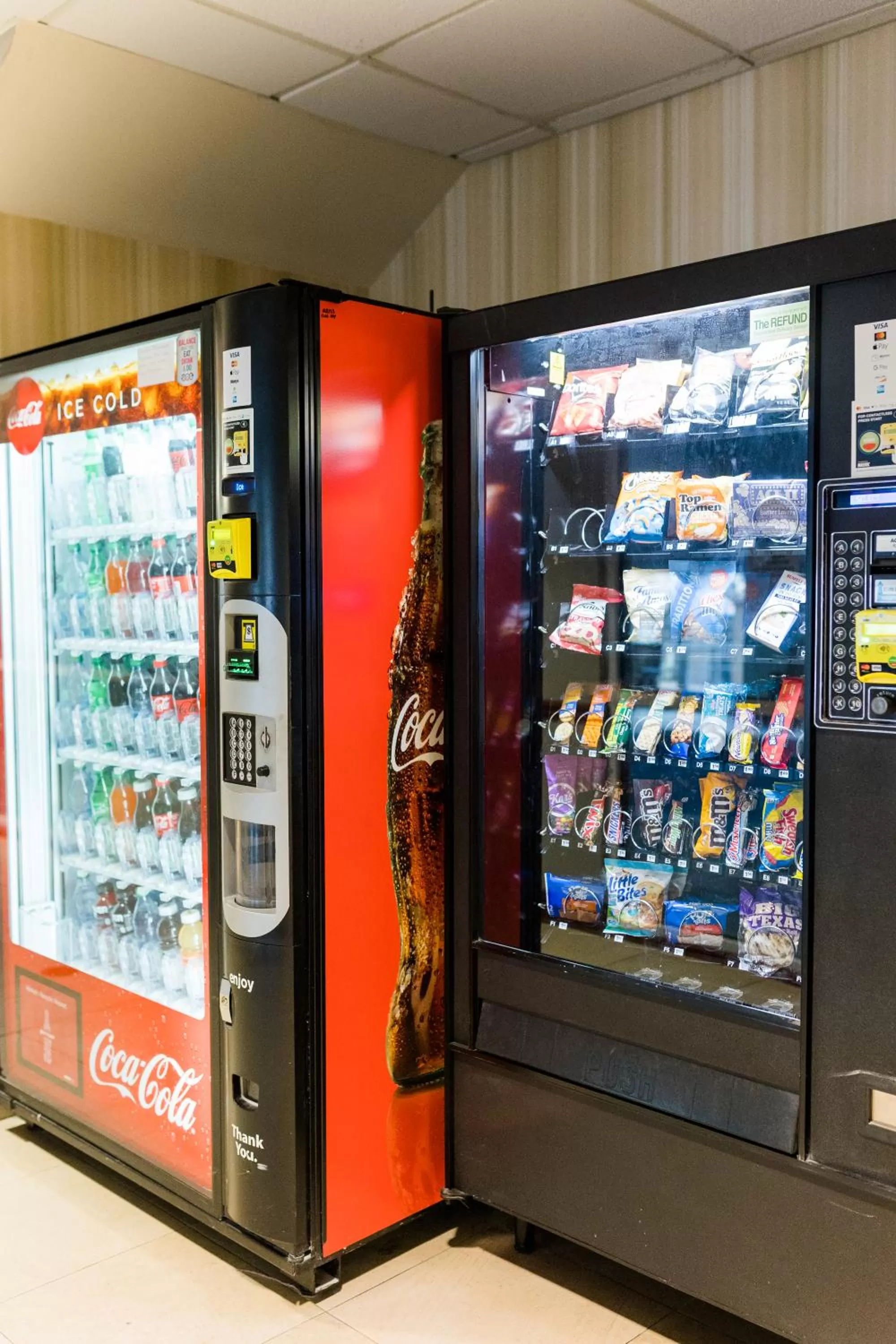 Property building in Country Inn & Suites by Radisson, Helen, GA