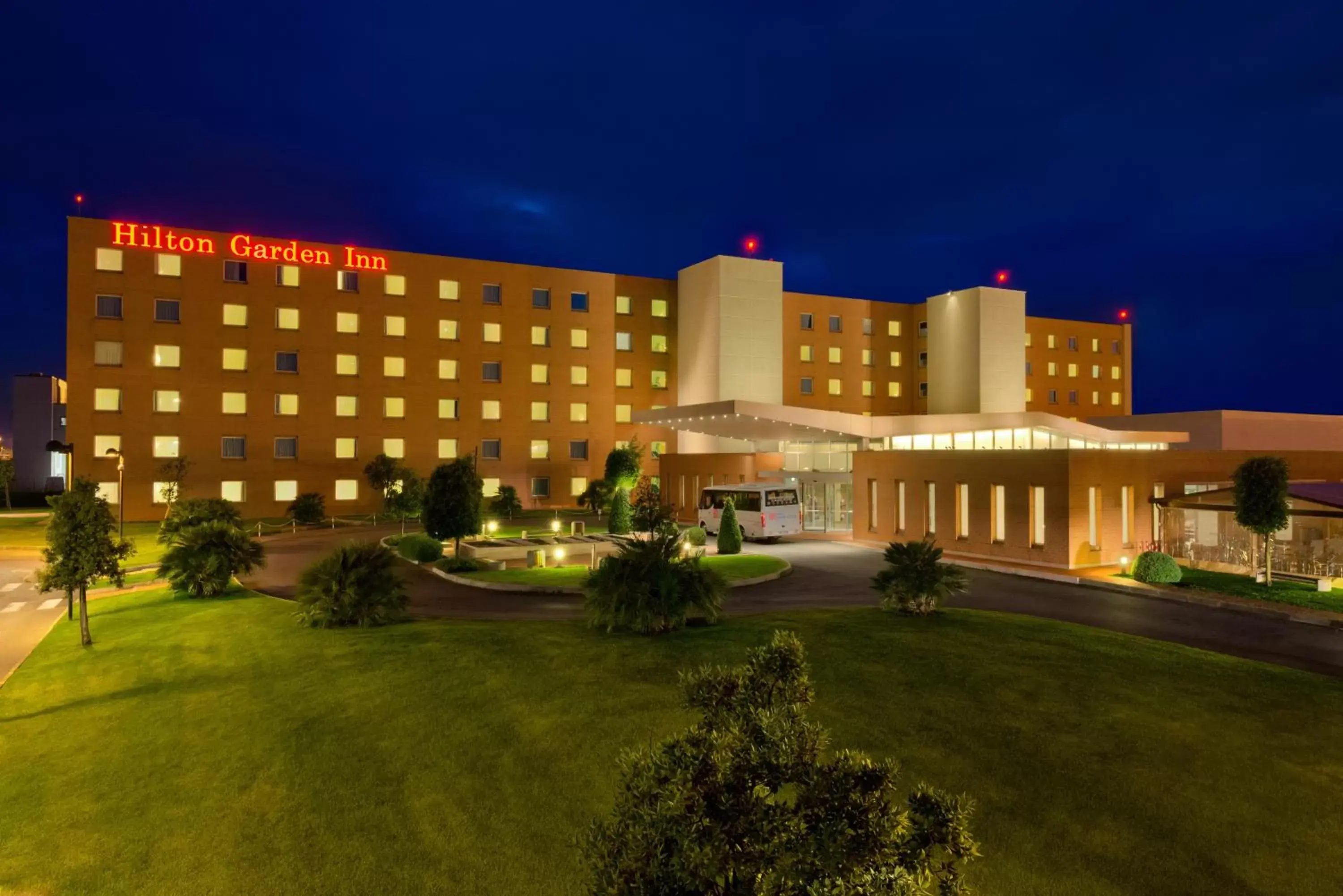 Facade/entrance, Property Building in Hilton Garden Inn Rome Airport