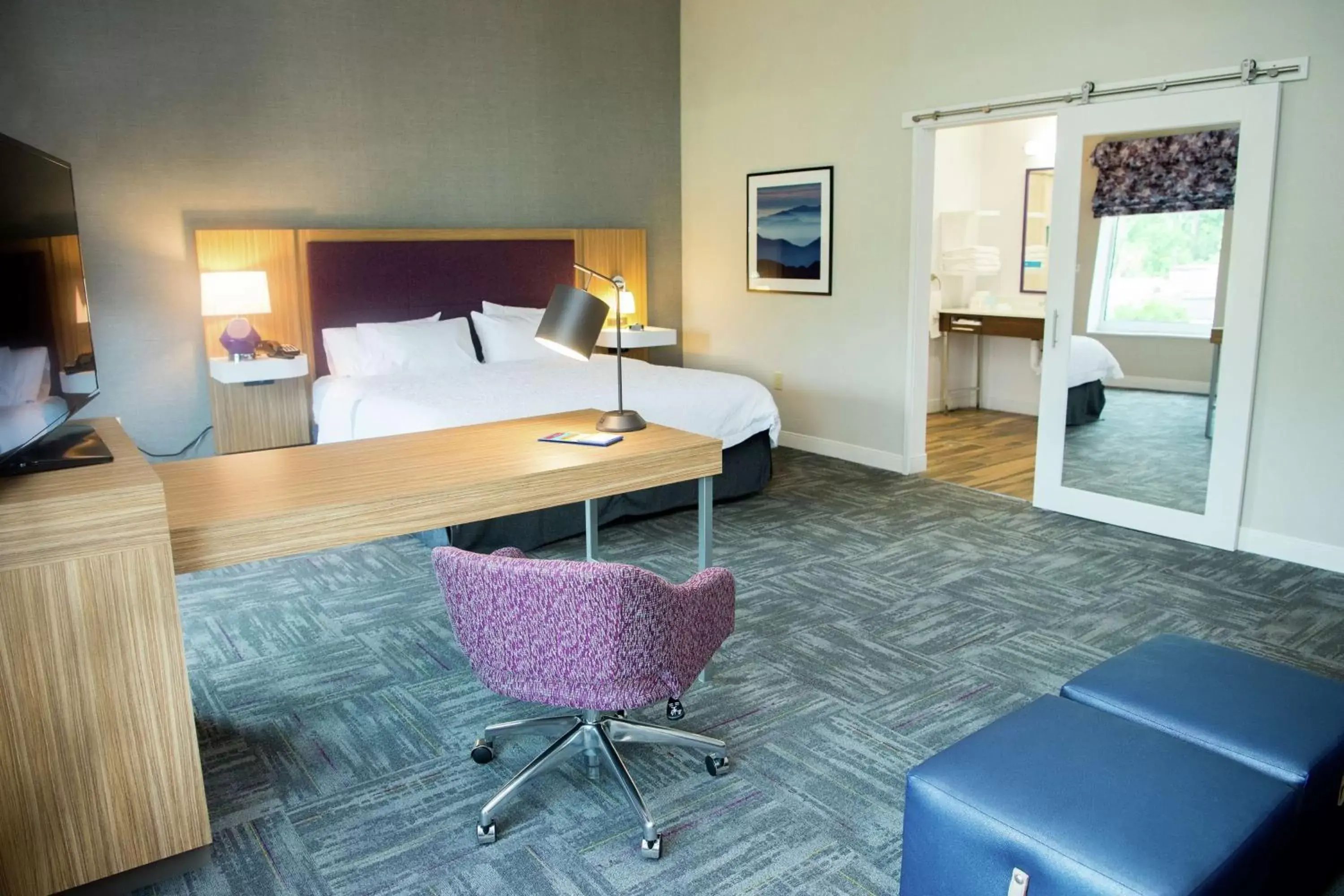 Bedroom, Bed in Hampton Inn & Suites Warrington Horsham Bedroom, Bed in Hampton Inn & Suites Warrington Horsham