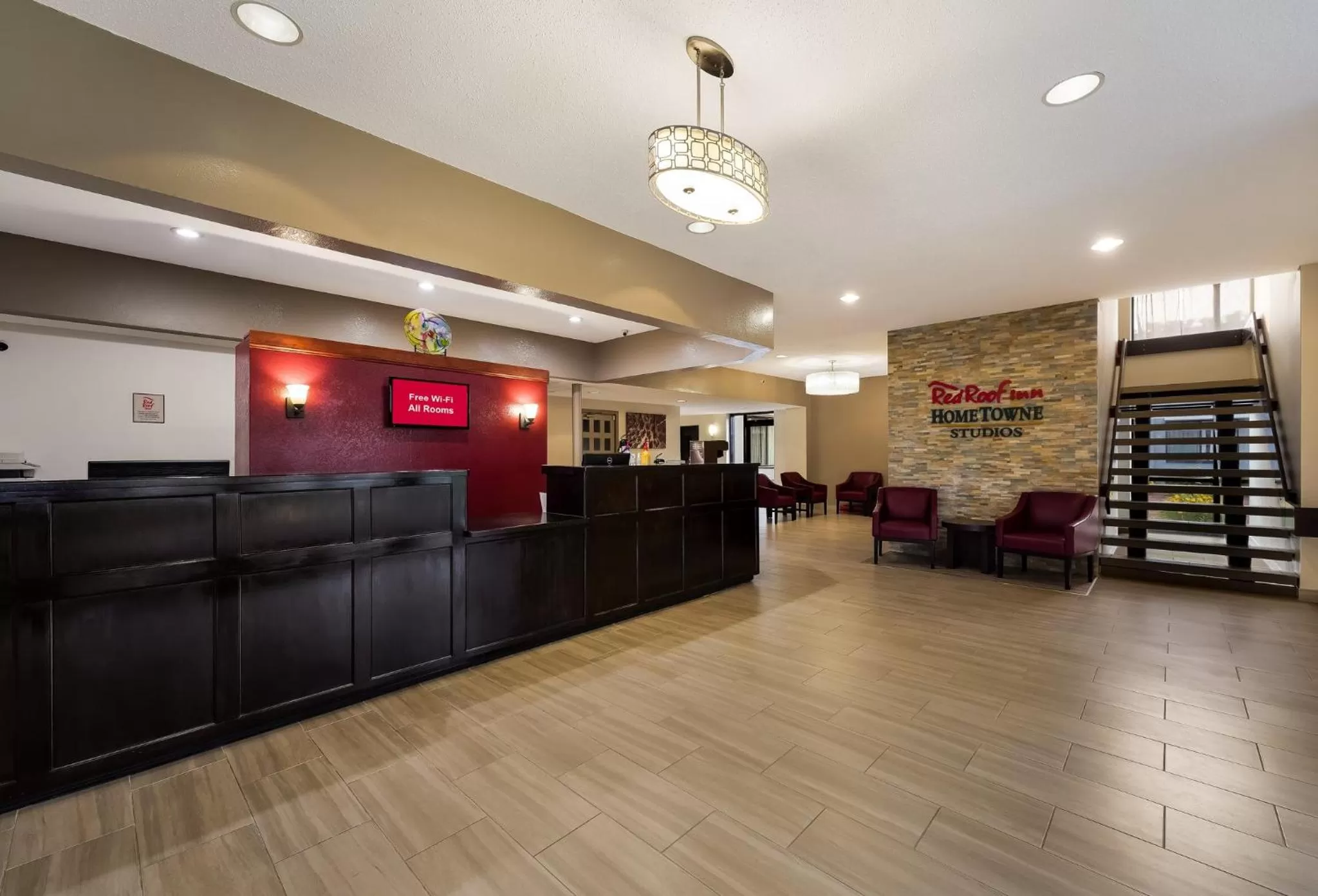 Lobby or reception in Red Roof Inn Painted Post