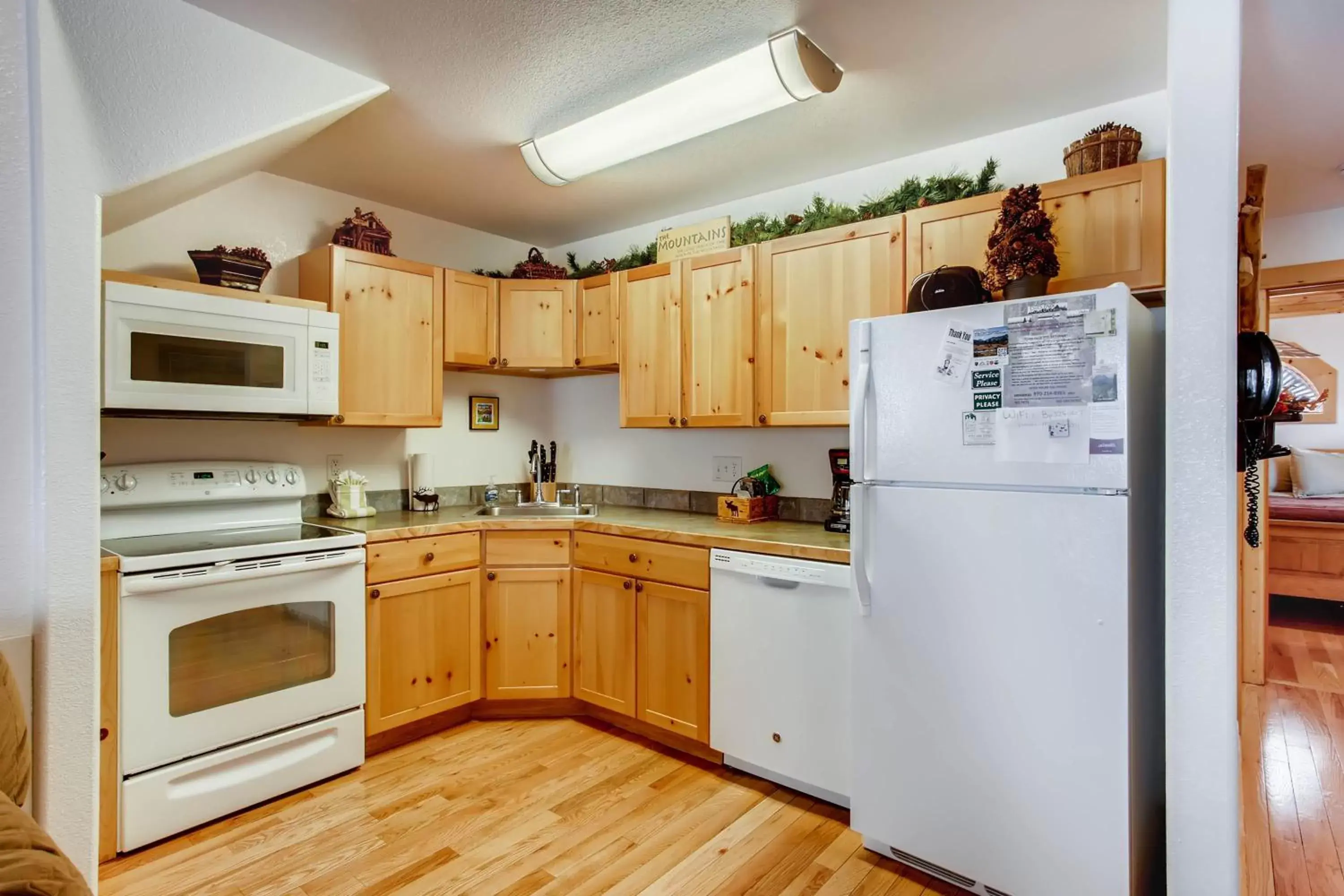 Kitchen/Kitchenette in Estes Park Condos