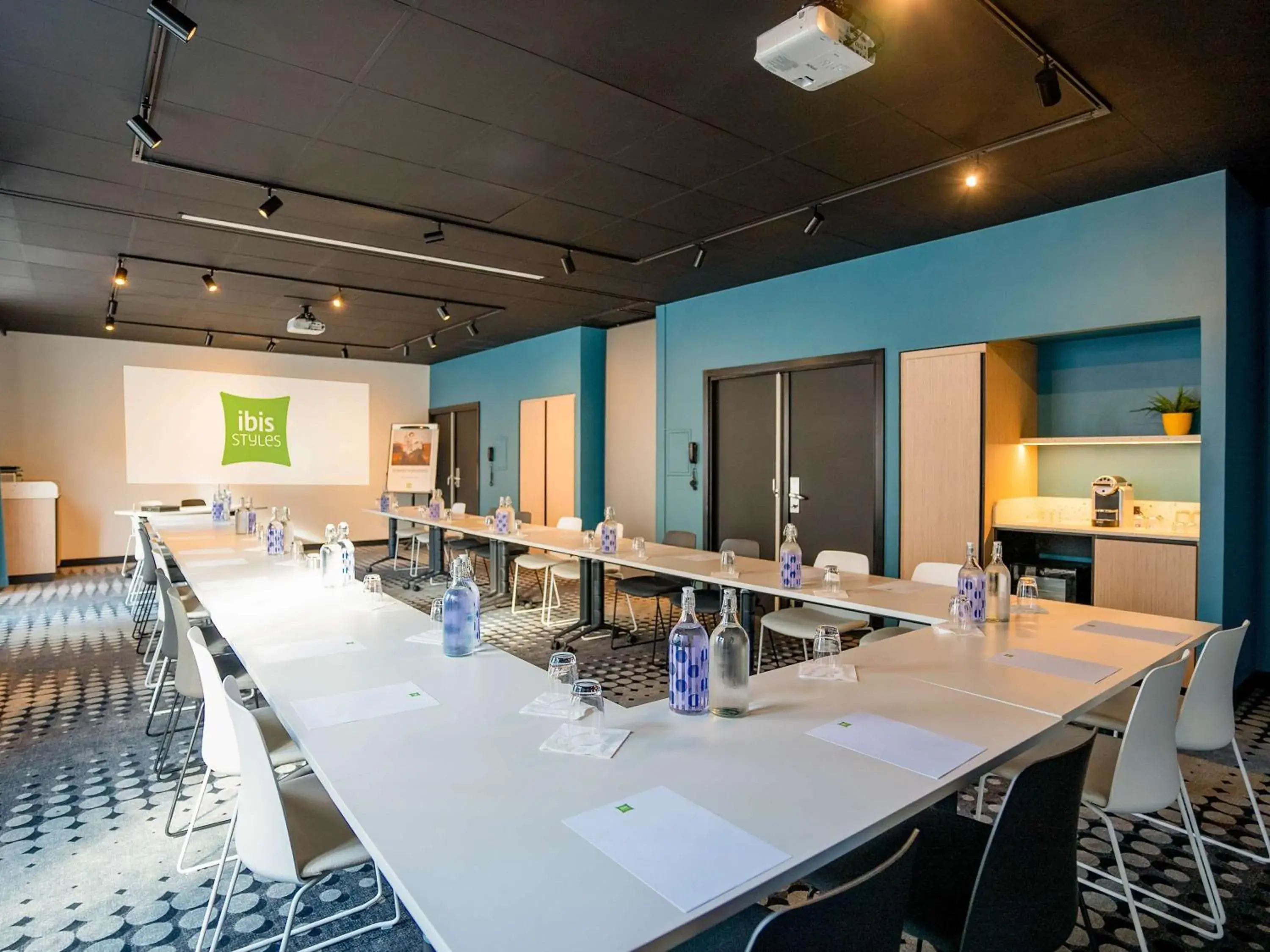 Meeting/conference room in ibis Styles Strasbourg Nord Palais des Congr