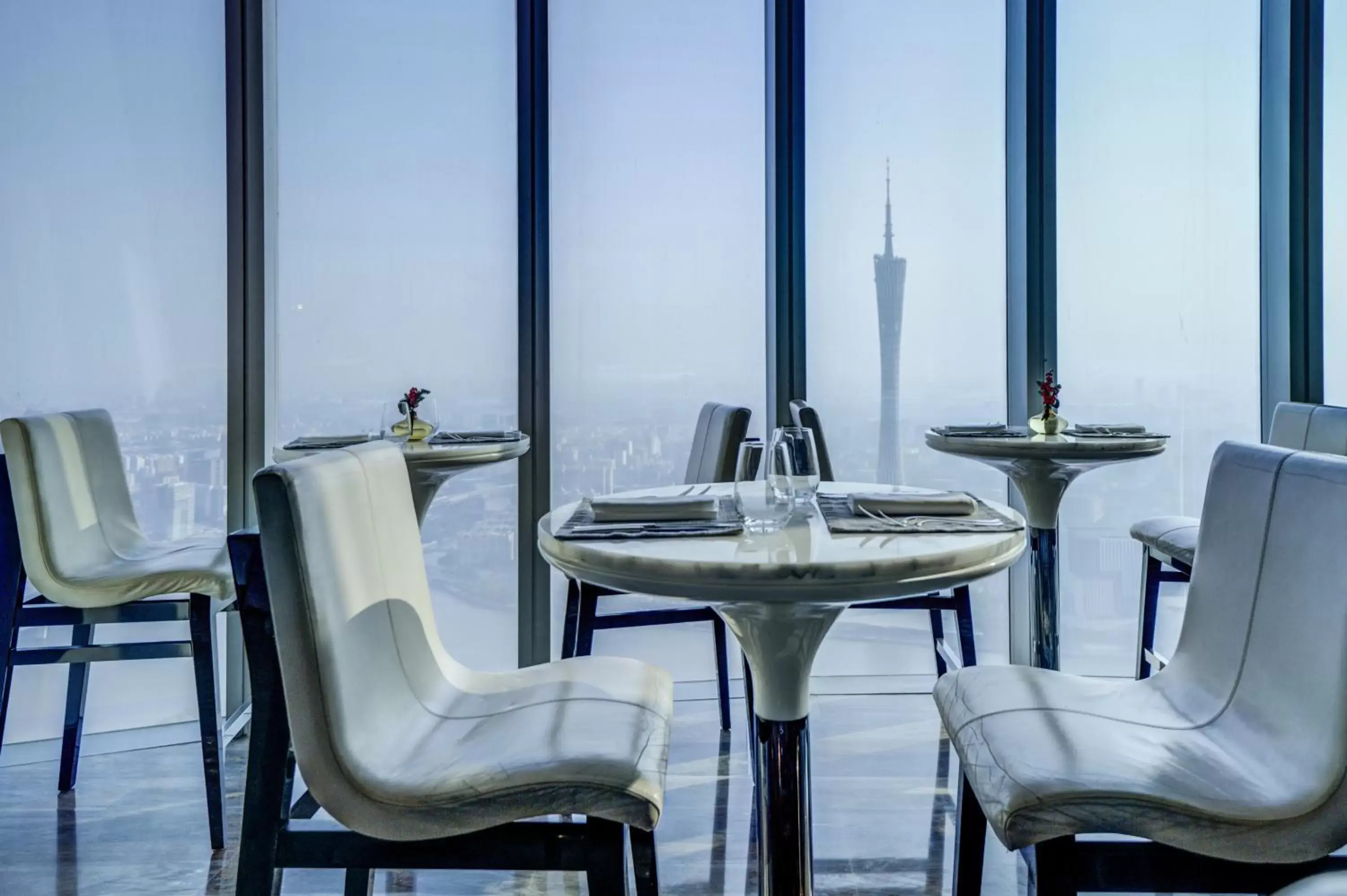 Restaurant/places to eat in Four Seasons Hotel Guangzhou - Free Shuttle Bus to Canton Fair Complex during Canton Fair period