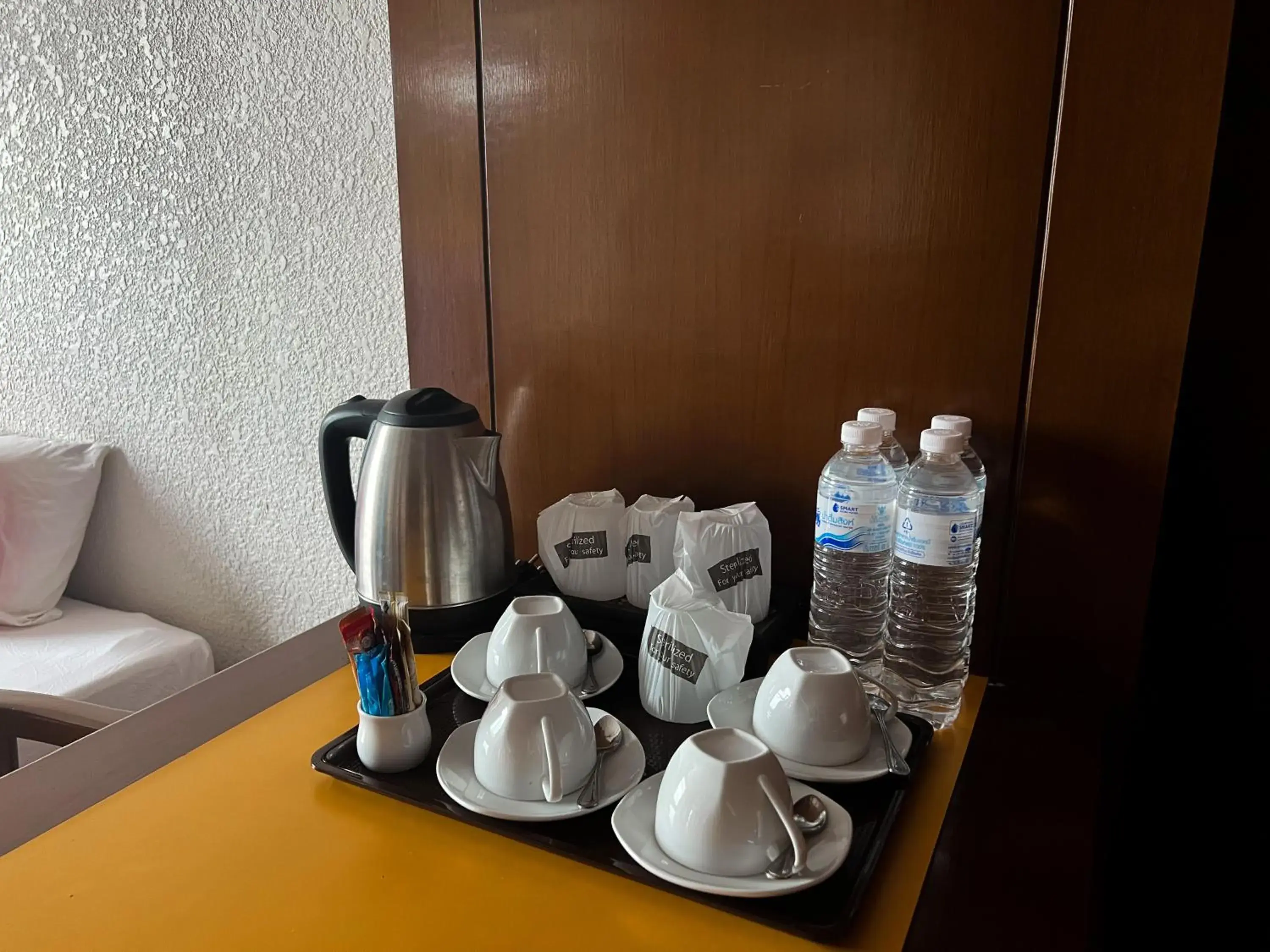 Coffee/tea facilities in River Grand Hotel