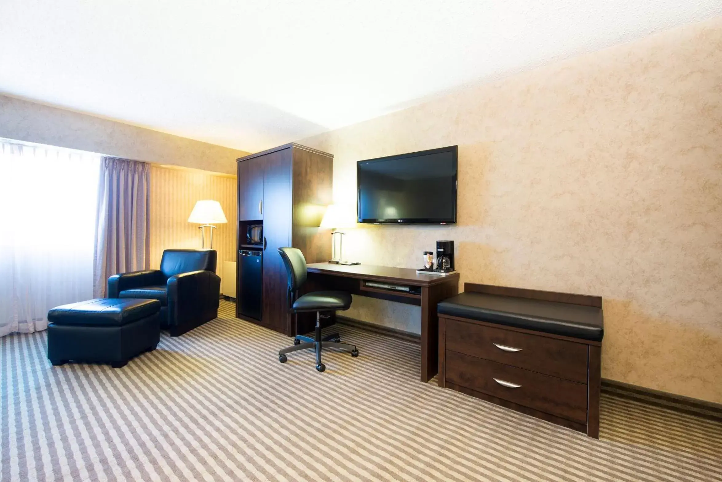 Day, TV/Entertainment Center in Victoria Inn Hotel & Convention Centre Brandon