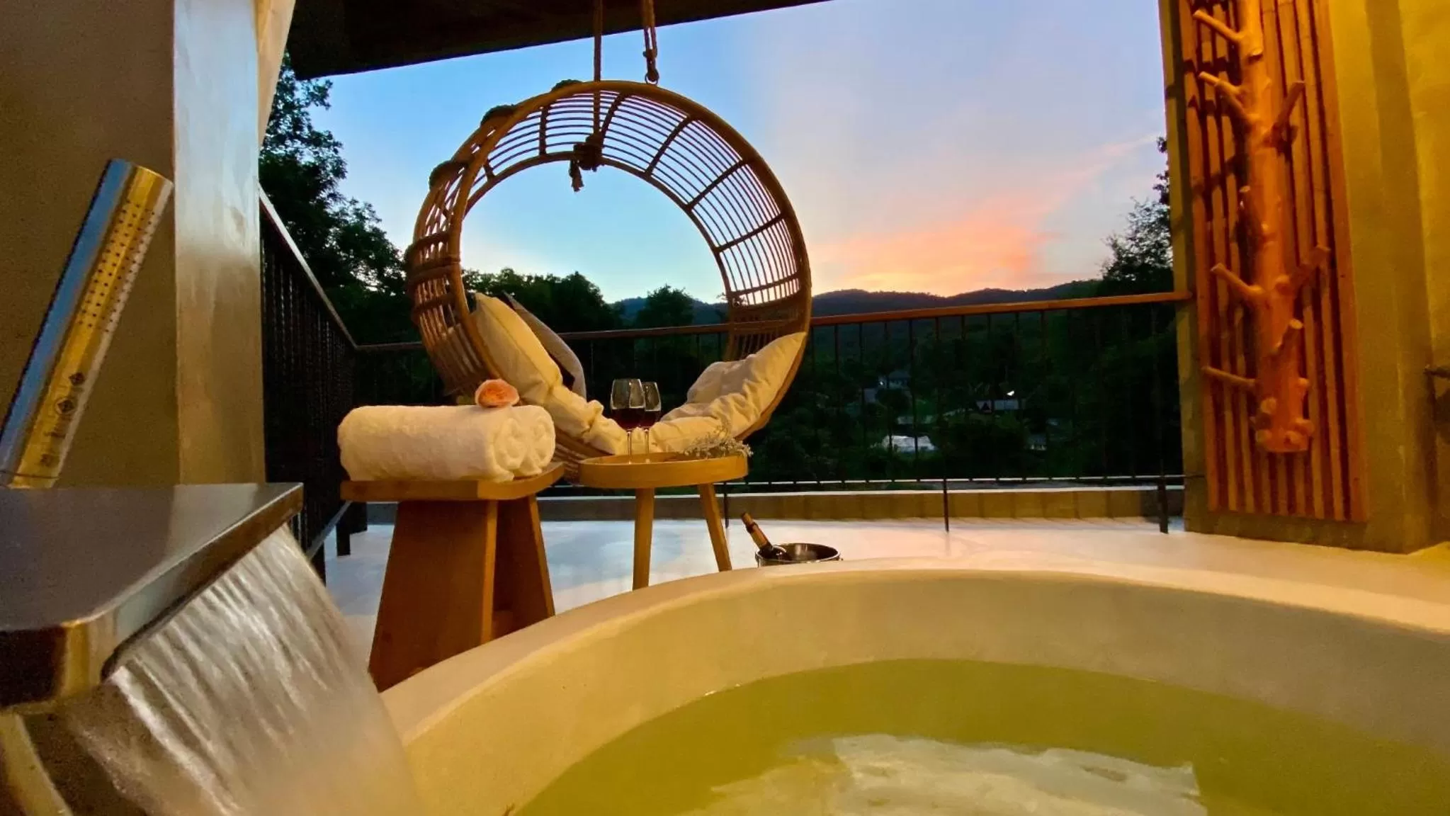 Hot Tub in Proud Phu Fah Muang Chiang Mai