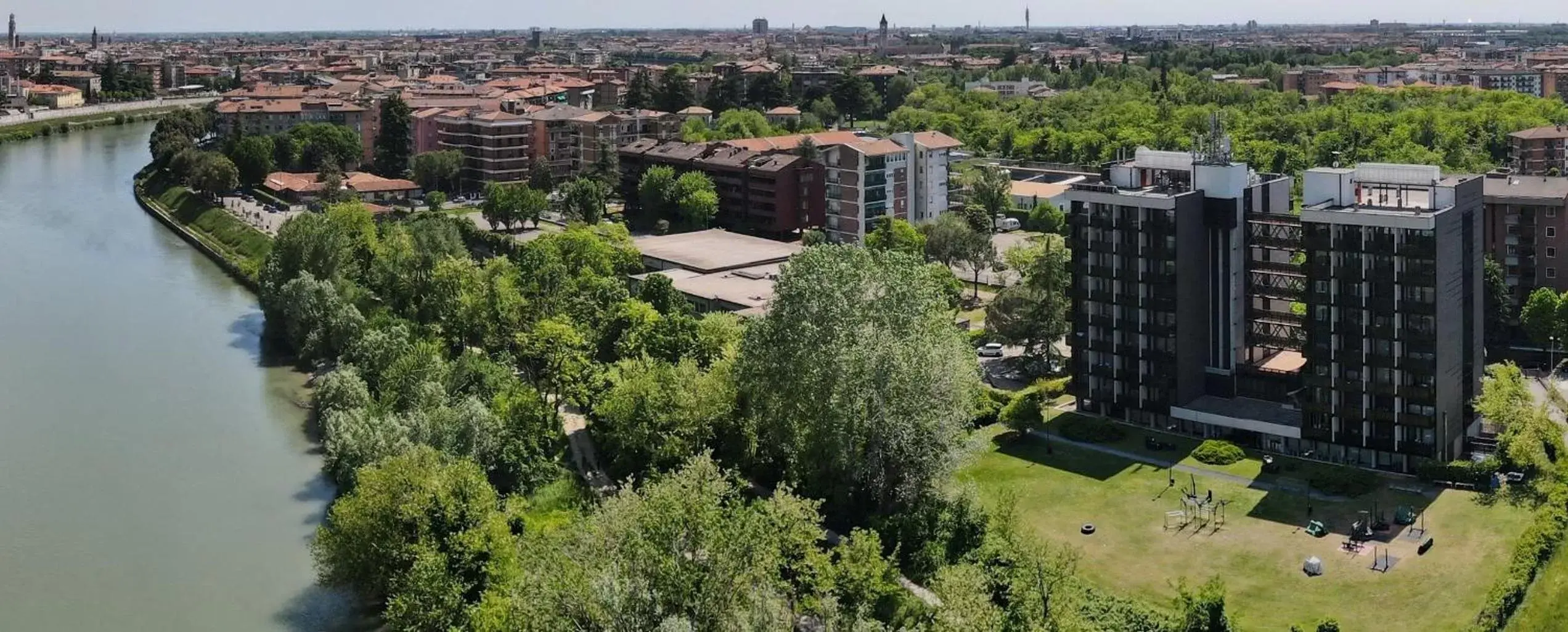 Property building, Bird's-eye View in Residence all'Adige