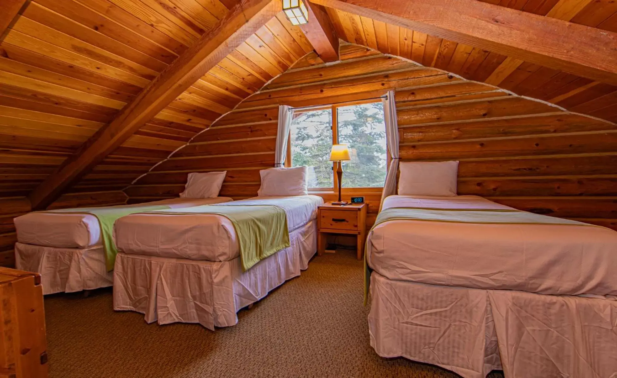 Bed in Cooper Spur Mountain Resort