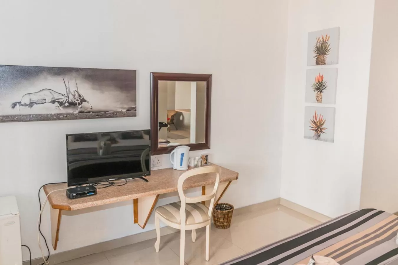 TV and multimedia in Out of Africa Town Lodge