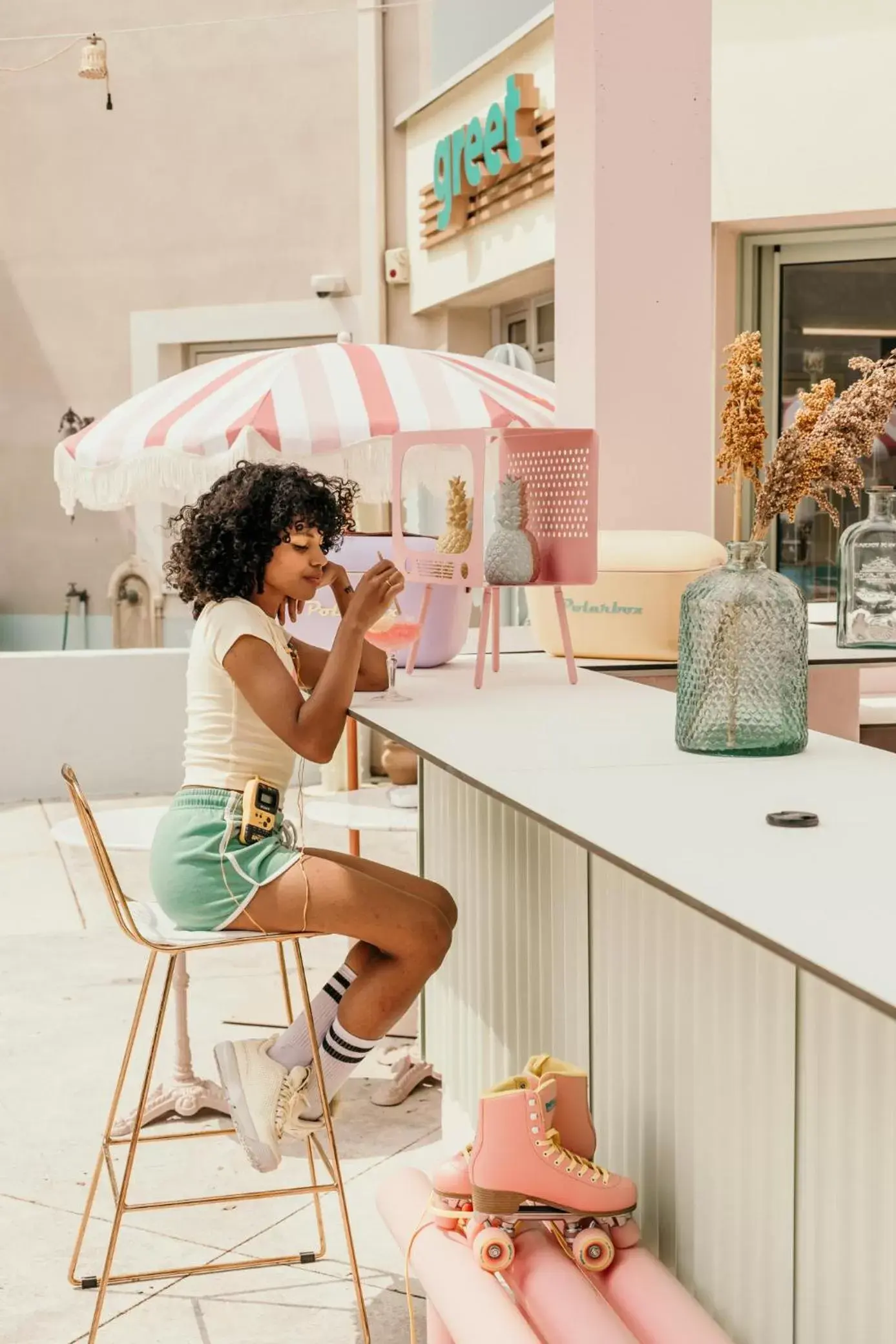 Lounge or bar in greet hôtel Pont du Gard - Route d'Avignon Lounge or bar in greet hôtel Pont du Gard - Route d'Avignon