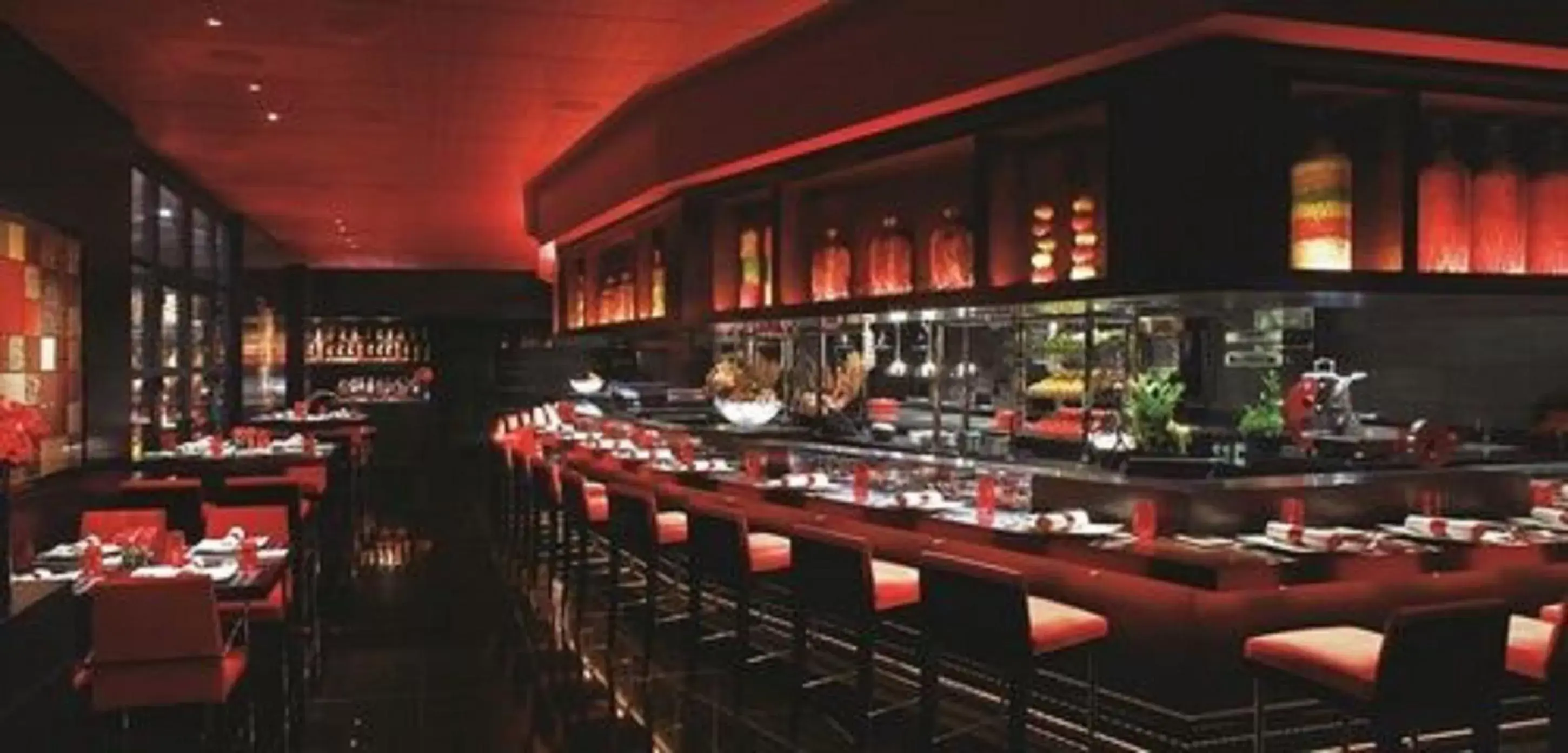 Restaurant/places to eat, Lounge/Bar in MGM Grand