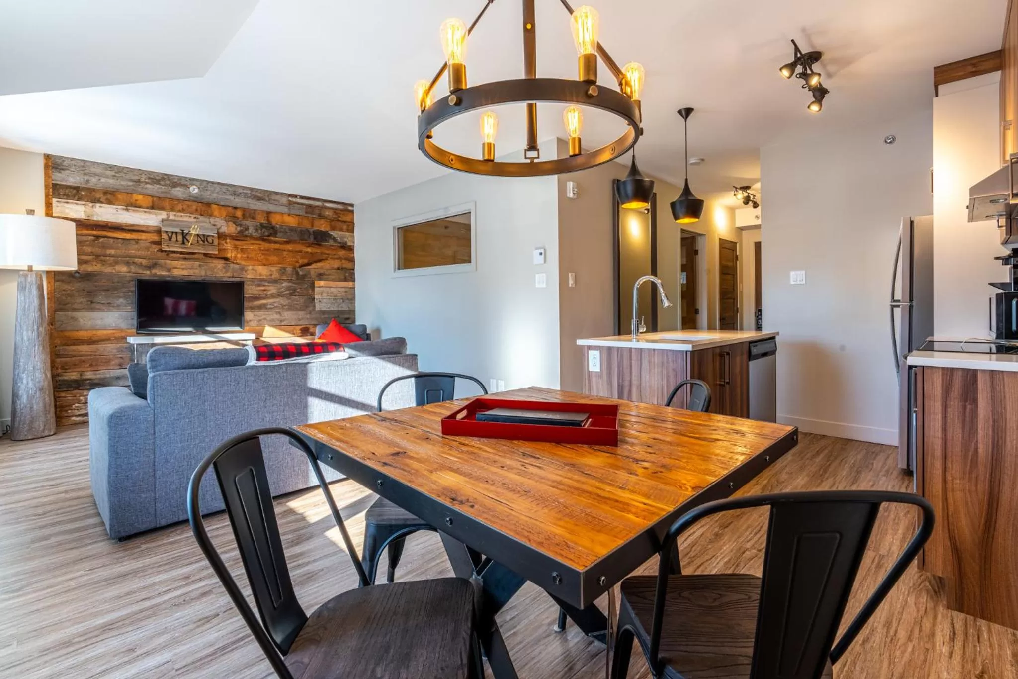 Communal lounge/ TV room in Le Viking Resort