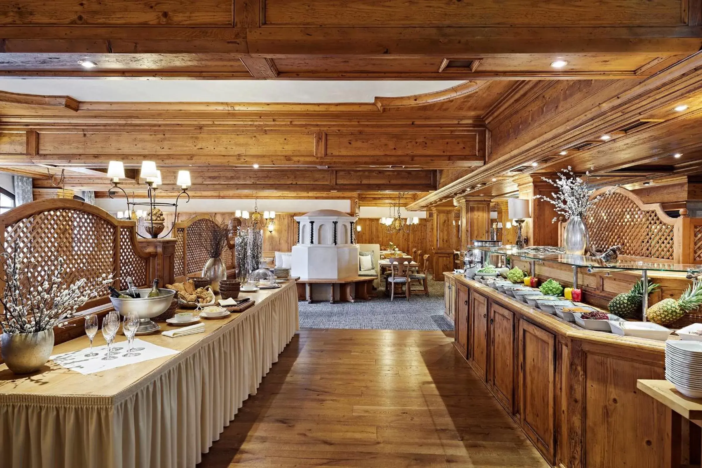 Buffet breakfast, Restaurant/Places to Eat in Lindner Hotel Oberstaufen Parkhotel, part of JdV by Hyatt