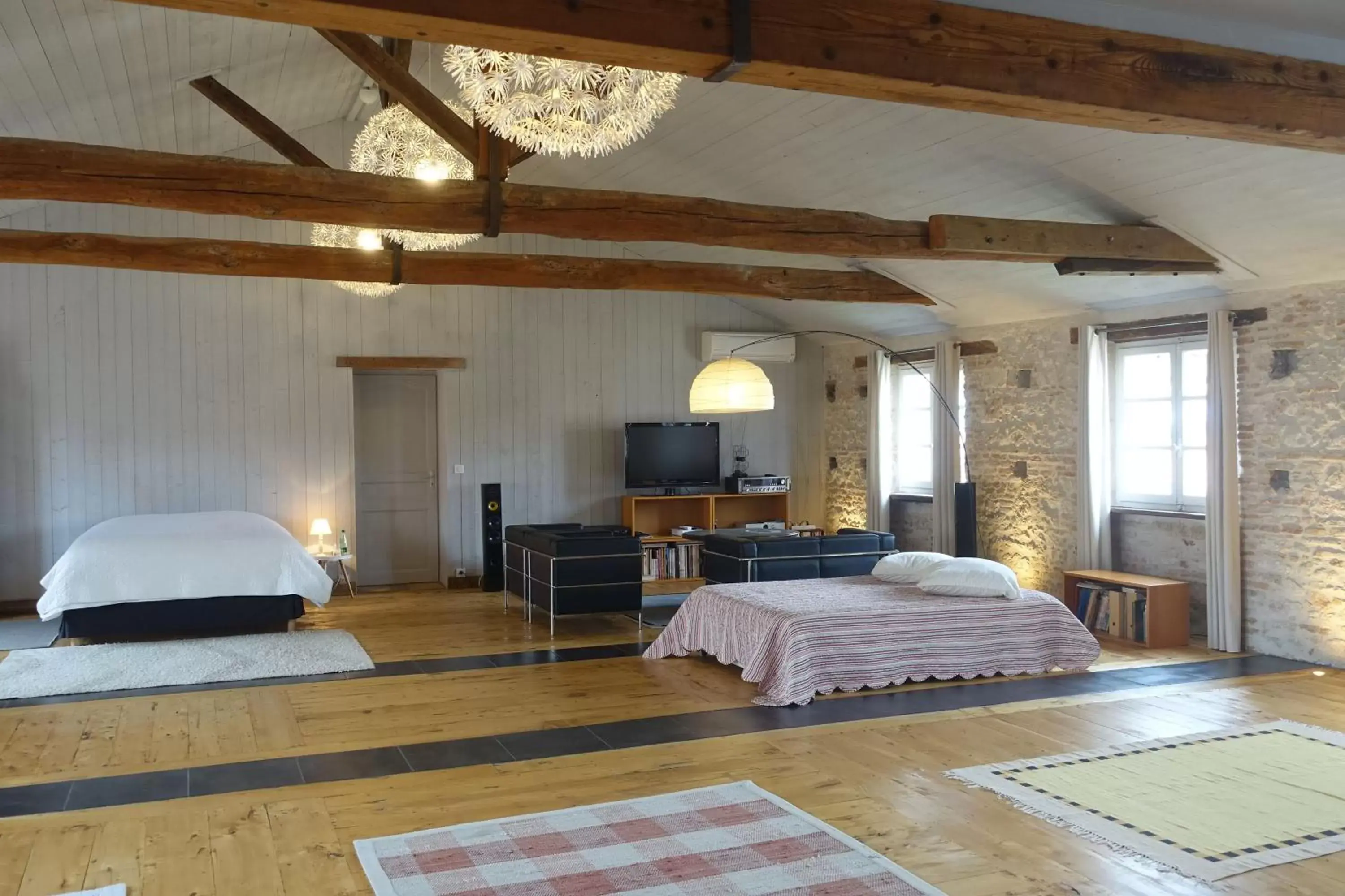 Bedroom, Seating Area in Impasse du Boeuf