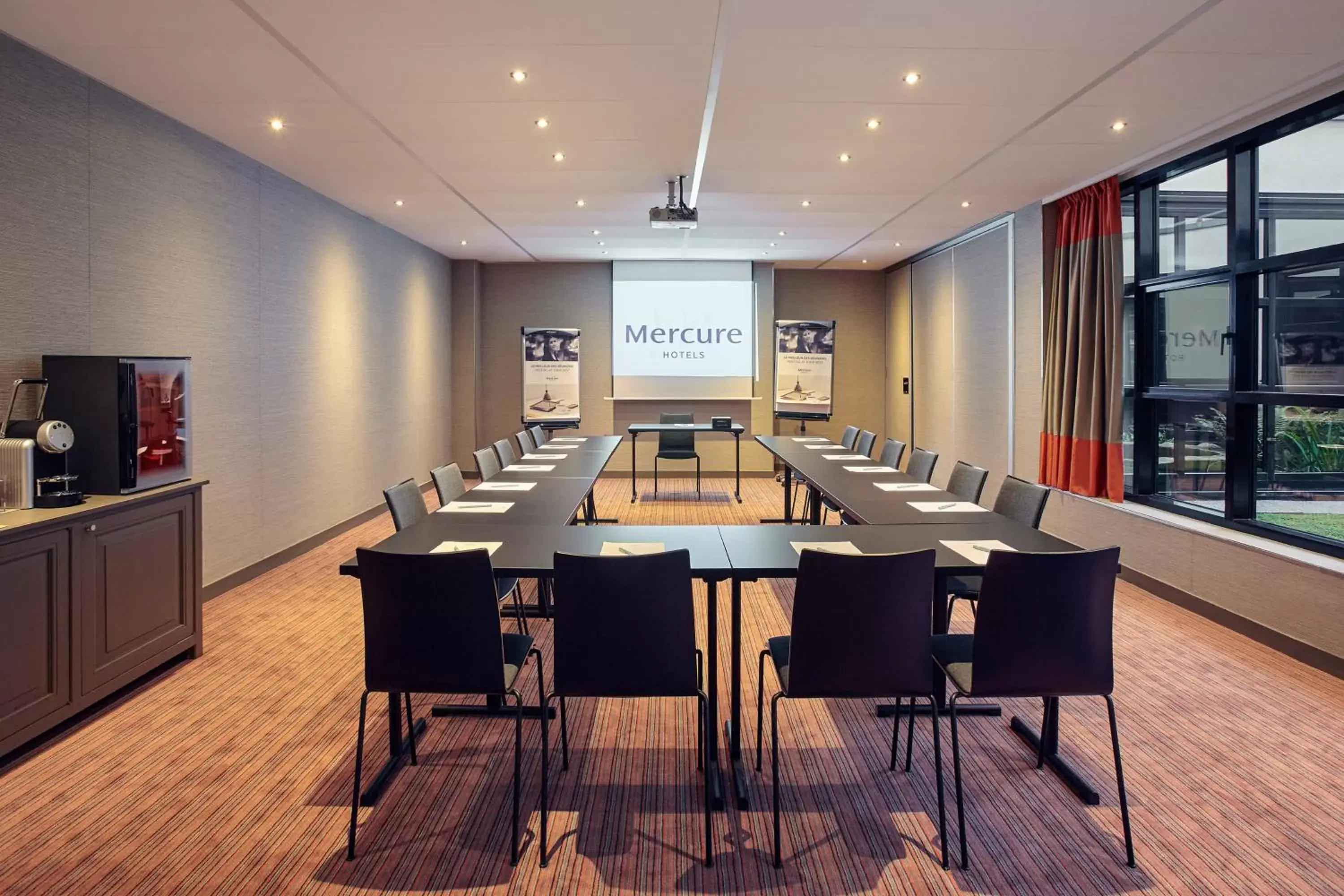 Meeting/conference room in Mercure Tour Eiffel Grenelle