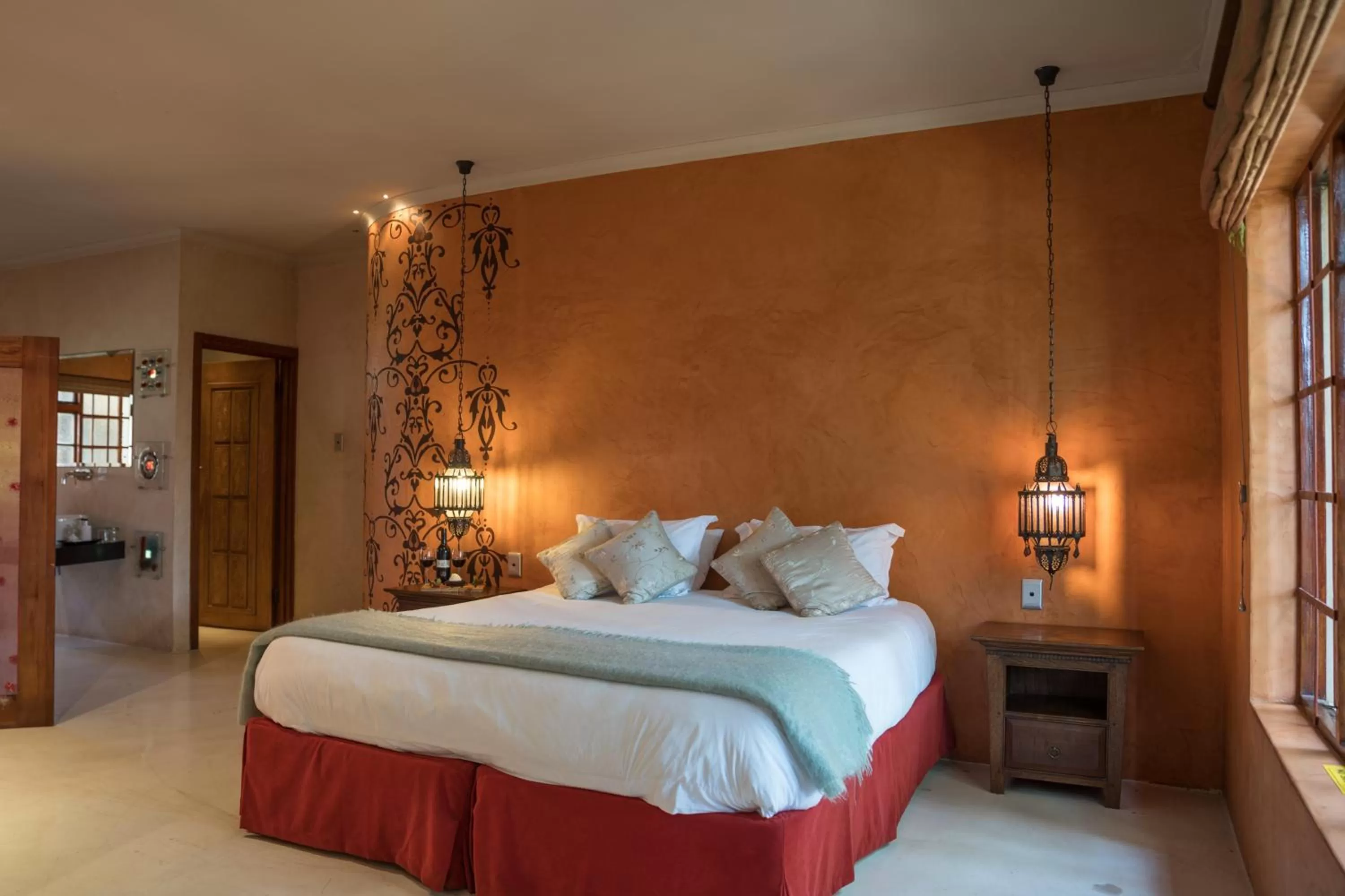 Bed in Singa Lodge - Lion Roars Hotels & Lodges