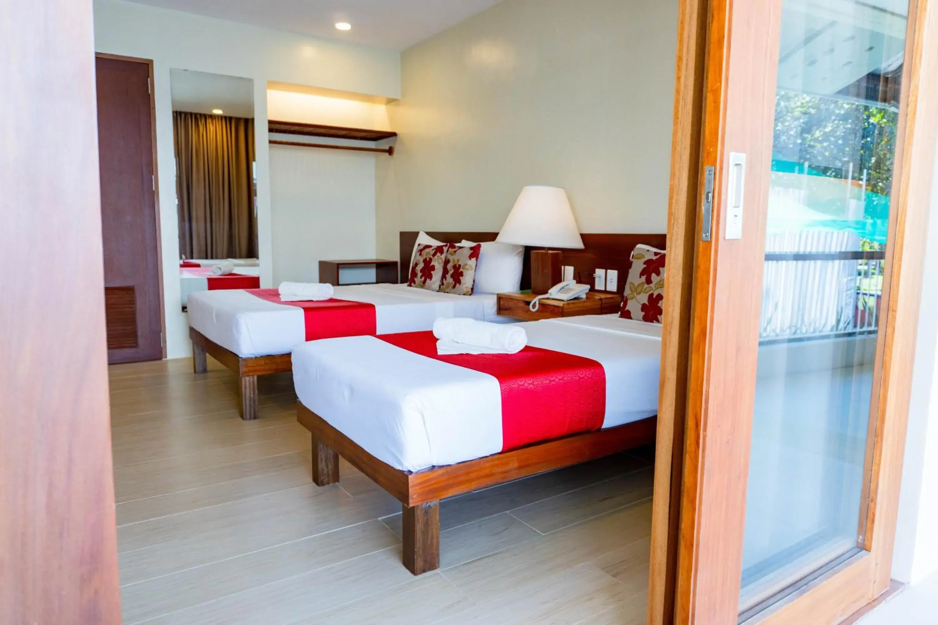 Bed in Almont Inland Resort