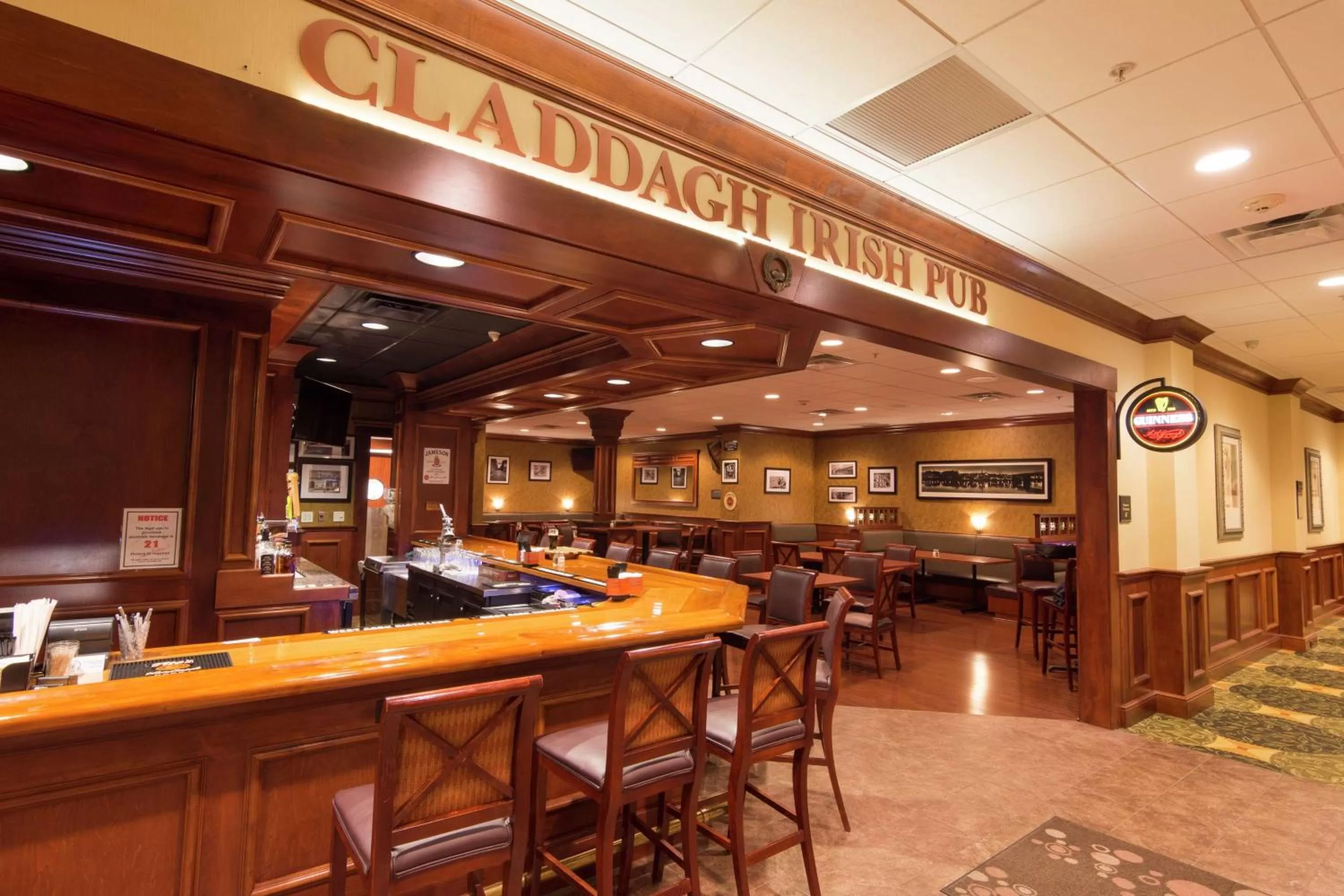 Lounge or bar in Hilton Garden Inn Bangor