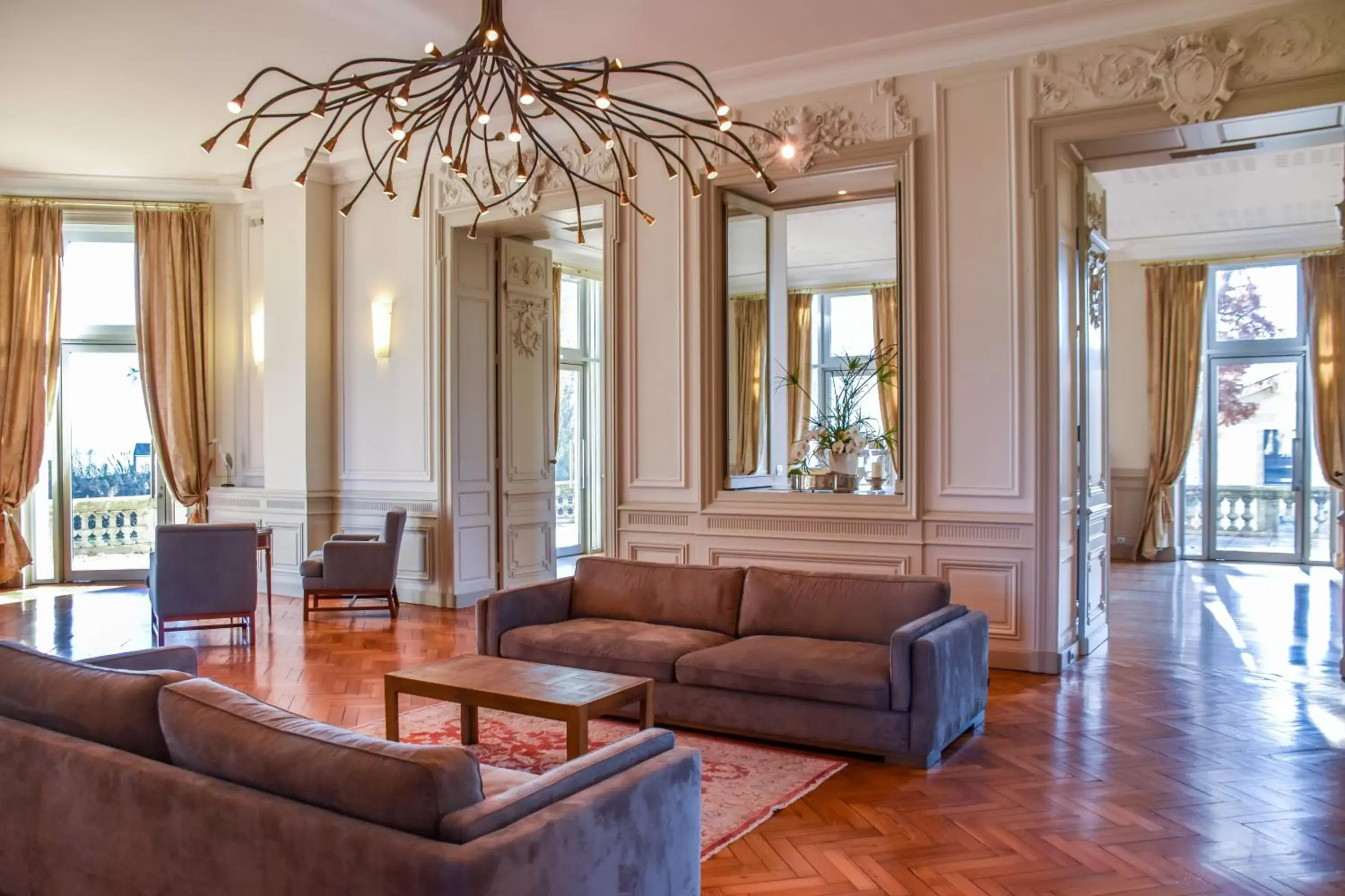 Lobby or reception, Seating Area in Château Grattequina Hôtel