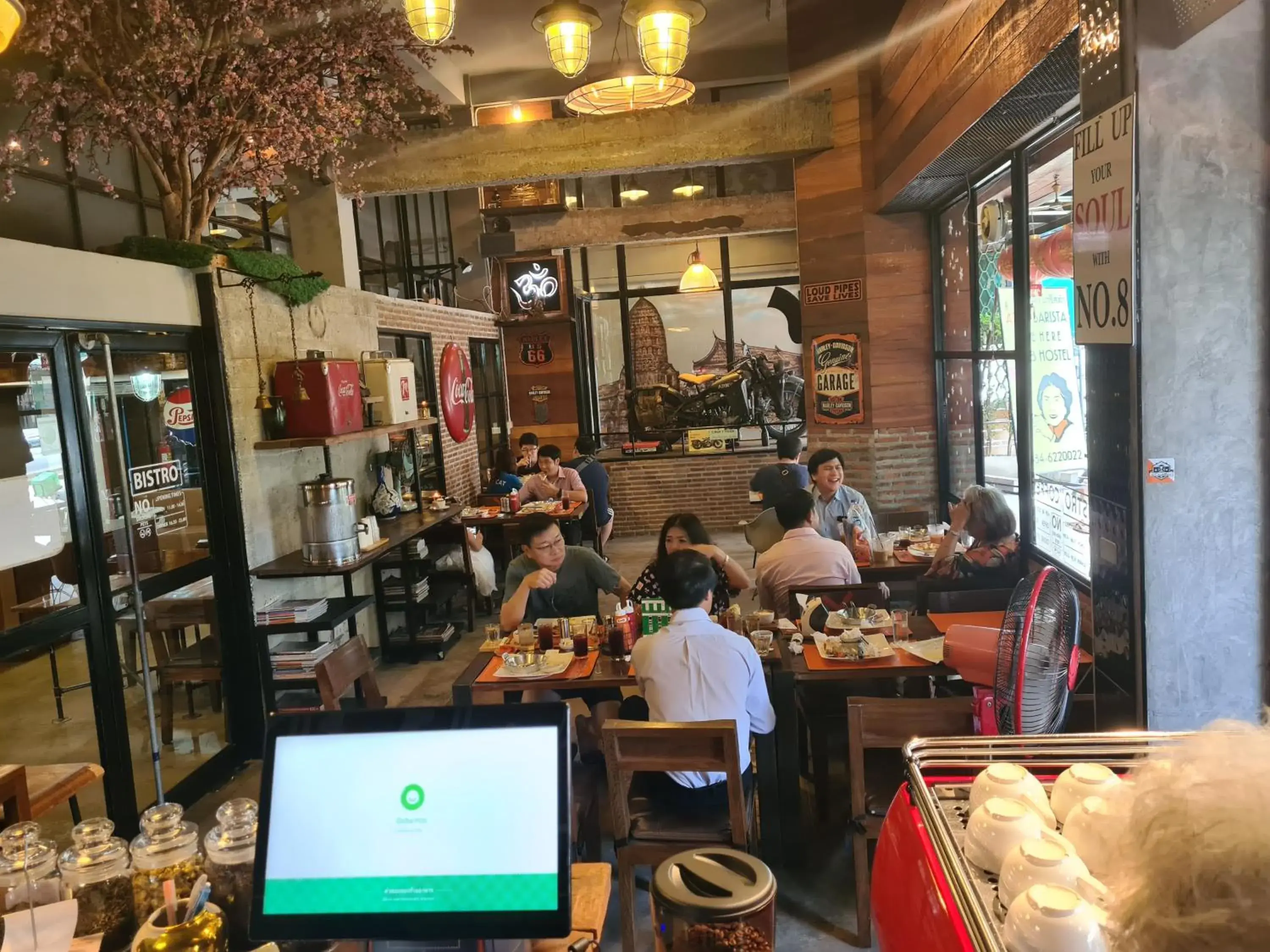 Restaurant/places to eat in The 8 Factory Hotel Phitsanulok Restaurant/places to eat in The 8 Factory Hotel Phitsanulok