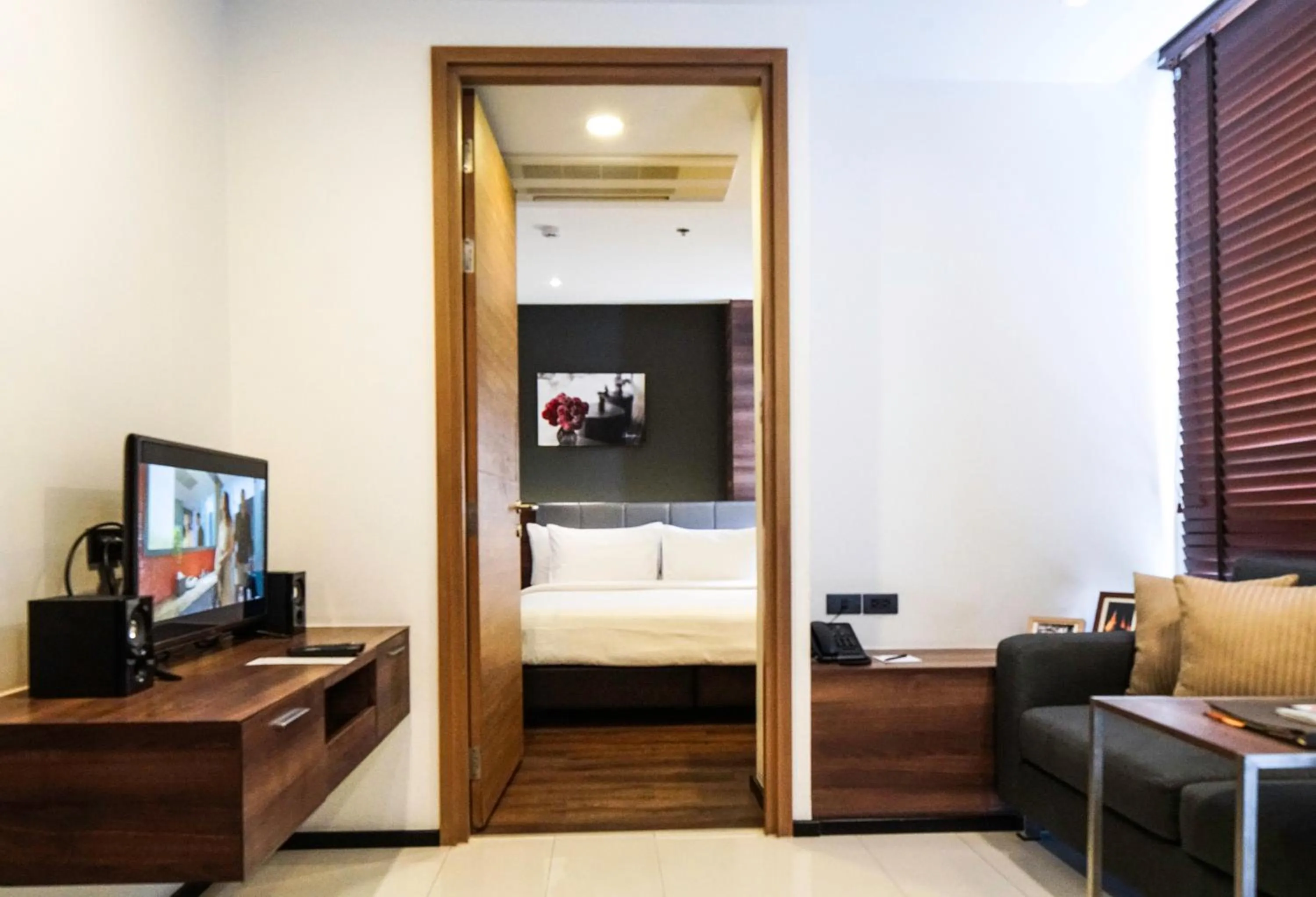 TV and multimedia, Bed in LiT BANGKOK Residence