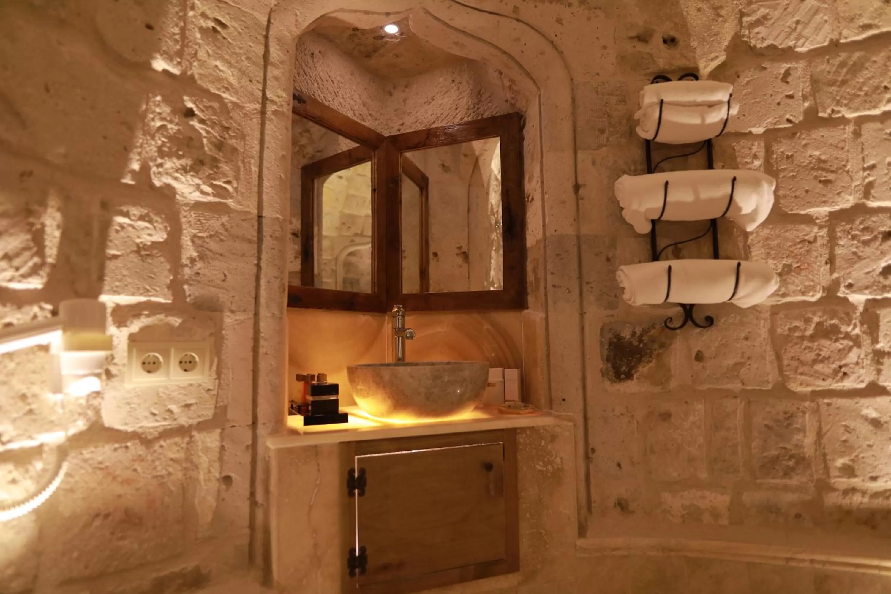Bathroom in Şah Saray Cave Suites Halal Hotel