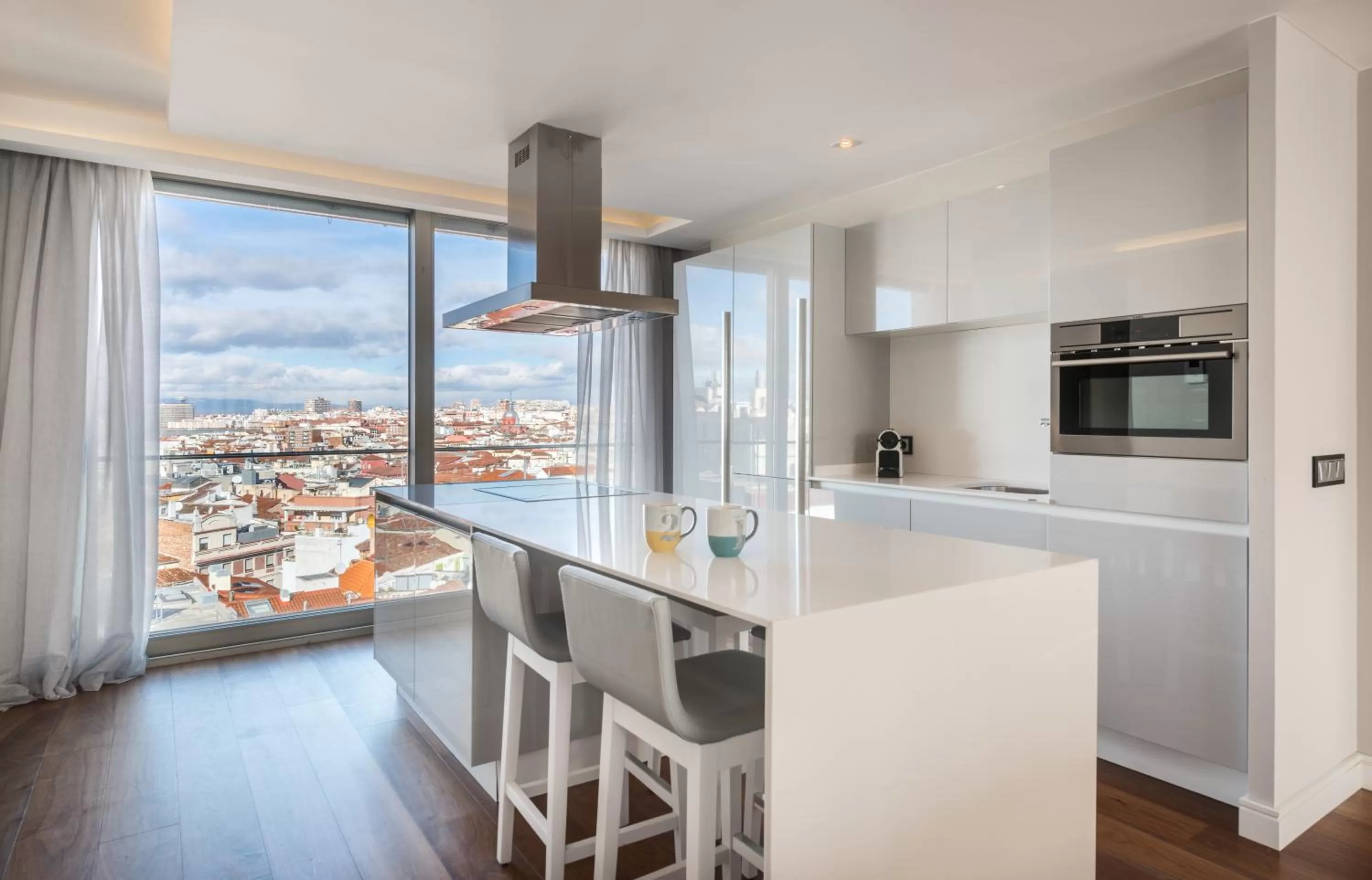 Kitchen or kitchenette in Gran View Apartments