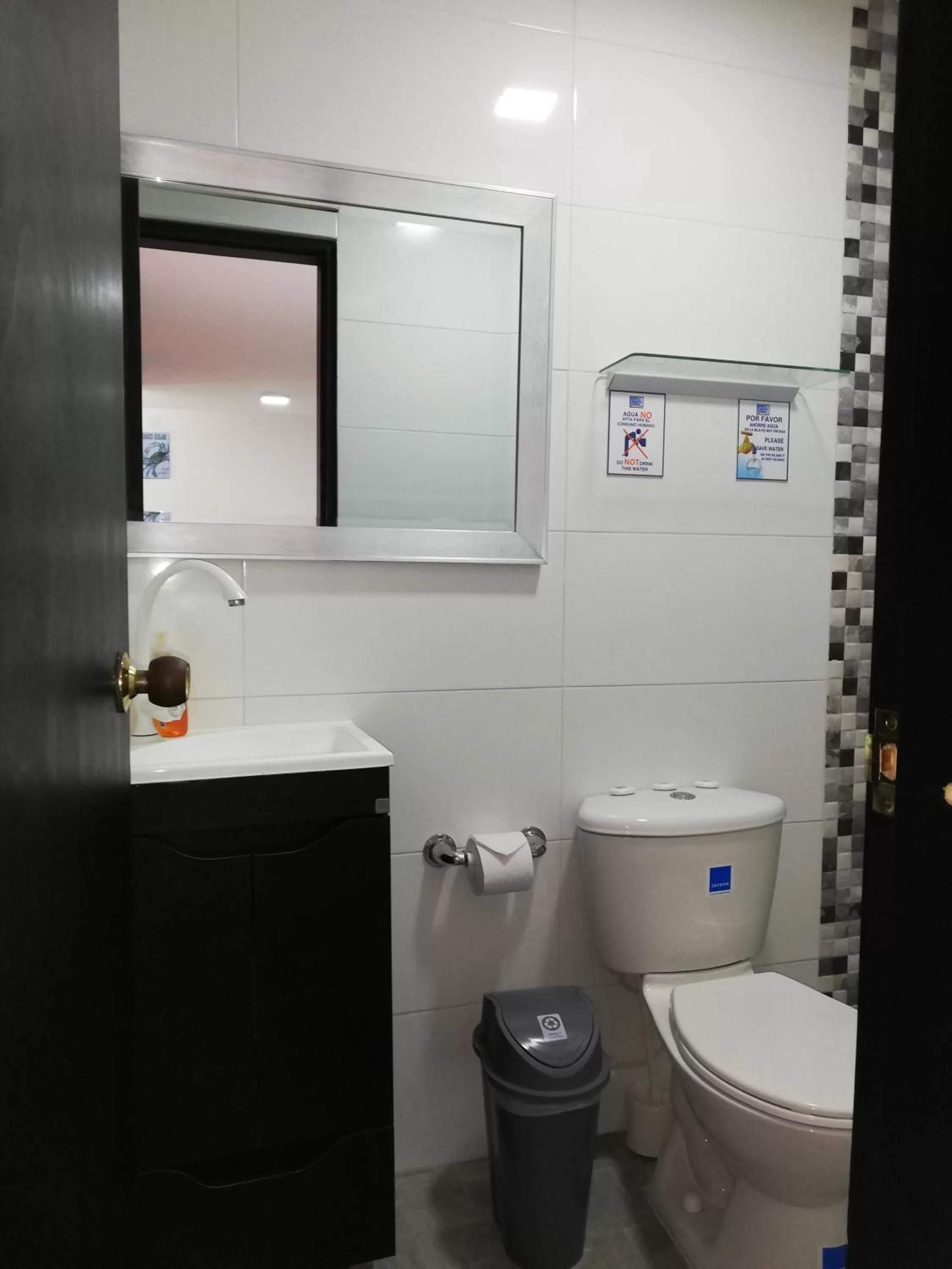 Bathroom in Posada Smith Town