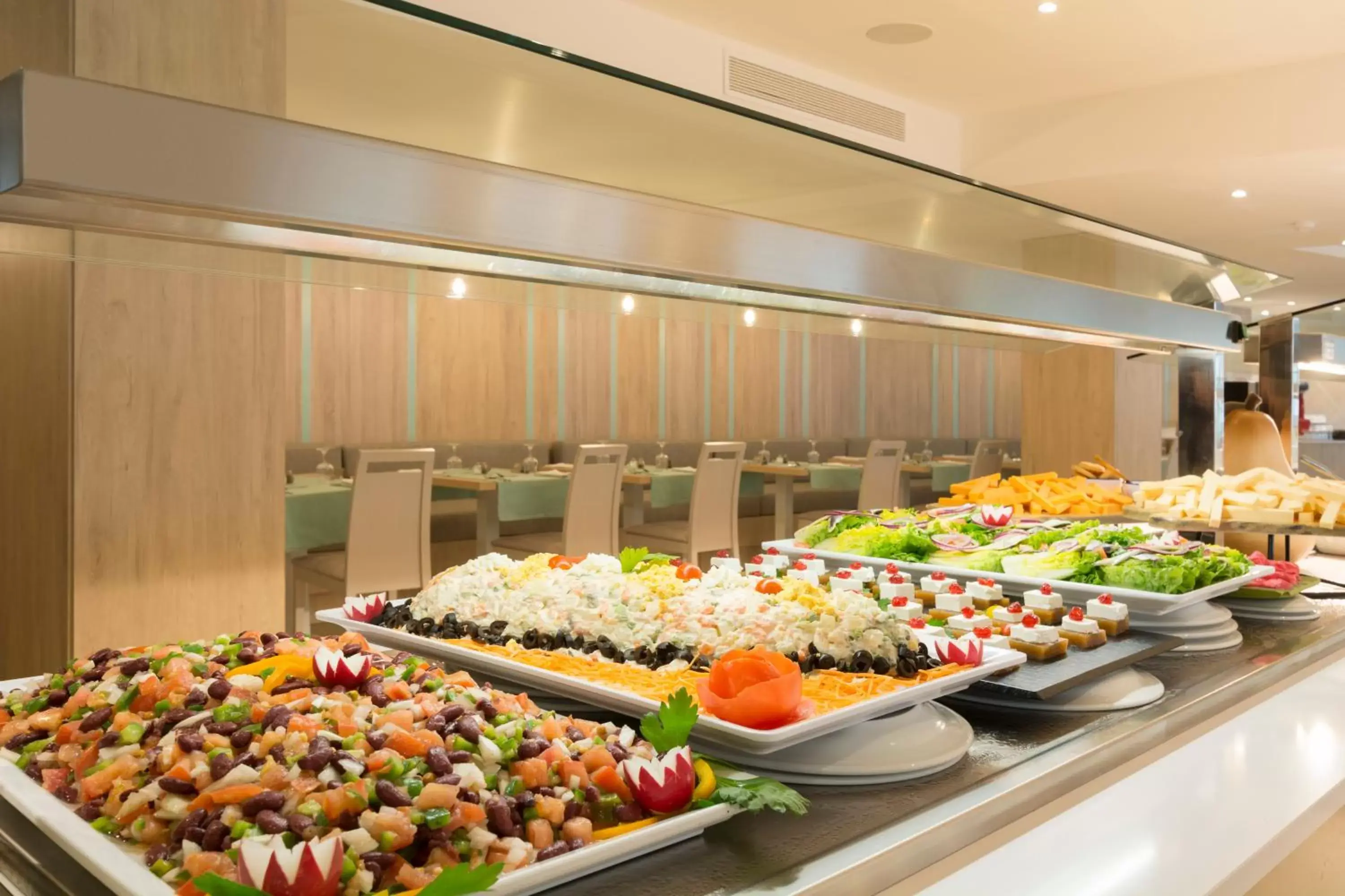 Food and drinks in HSM Linda Playa Food and drinks in HSM Linda Playa