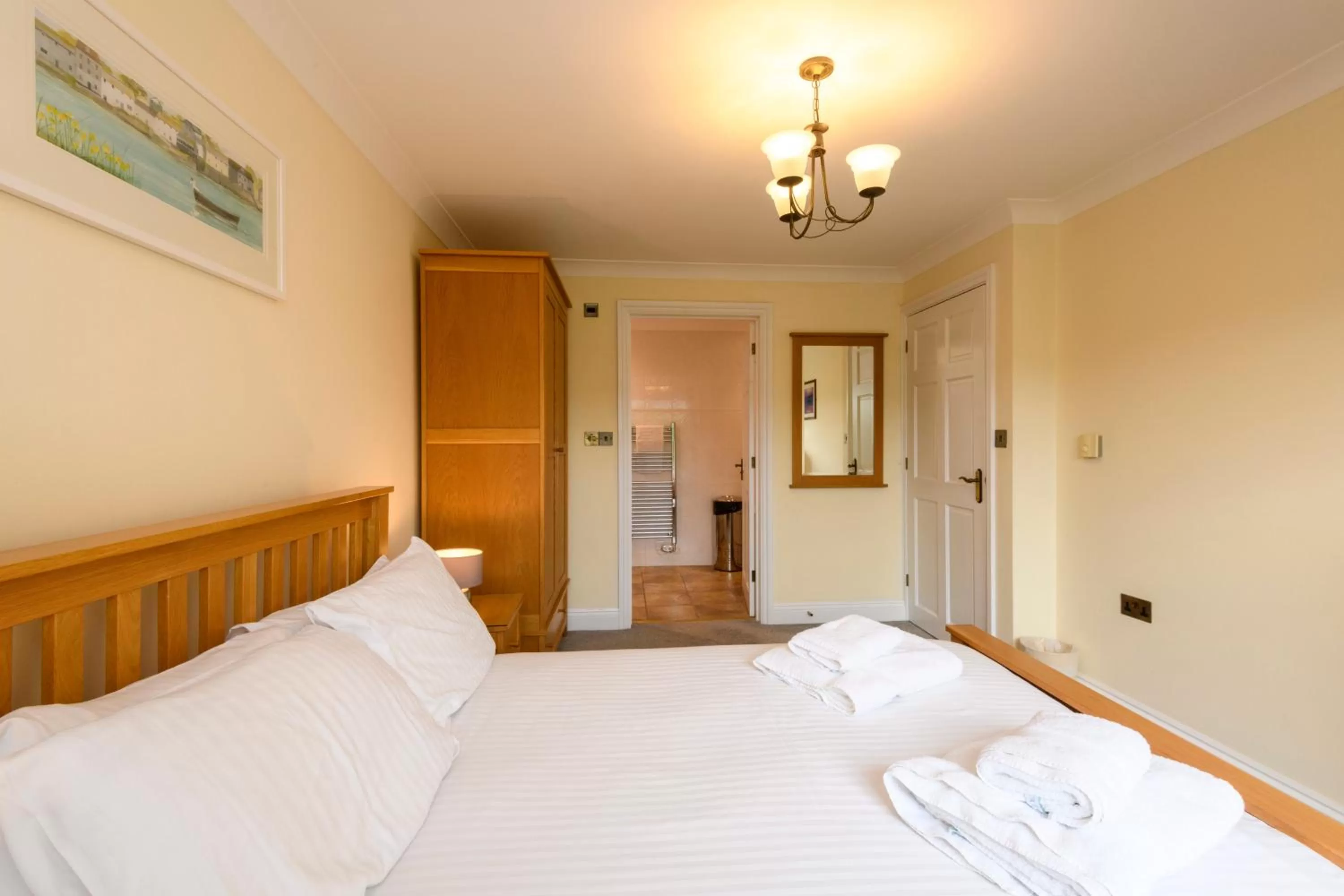 Bed in Porth Veor Manor Villas & Apartments
