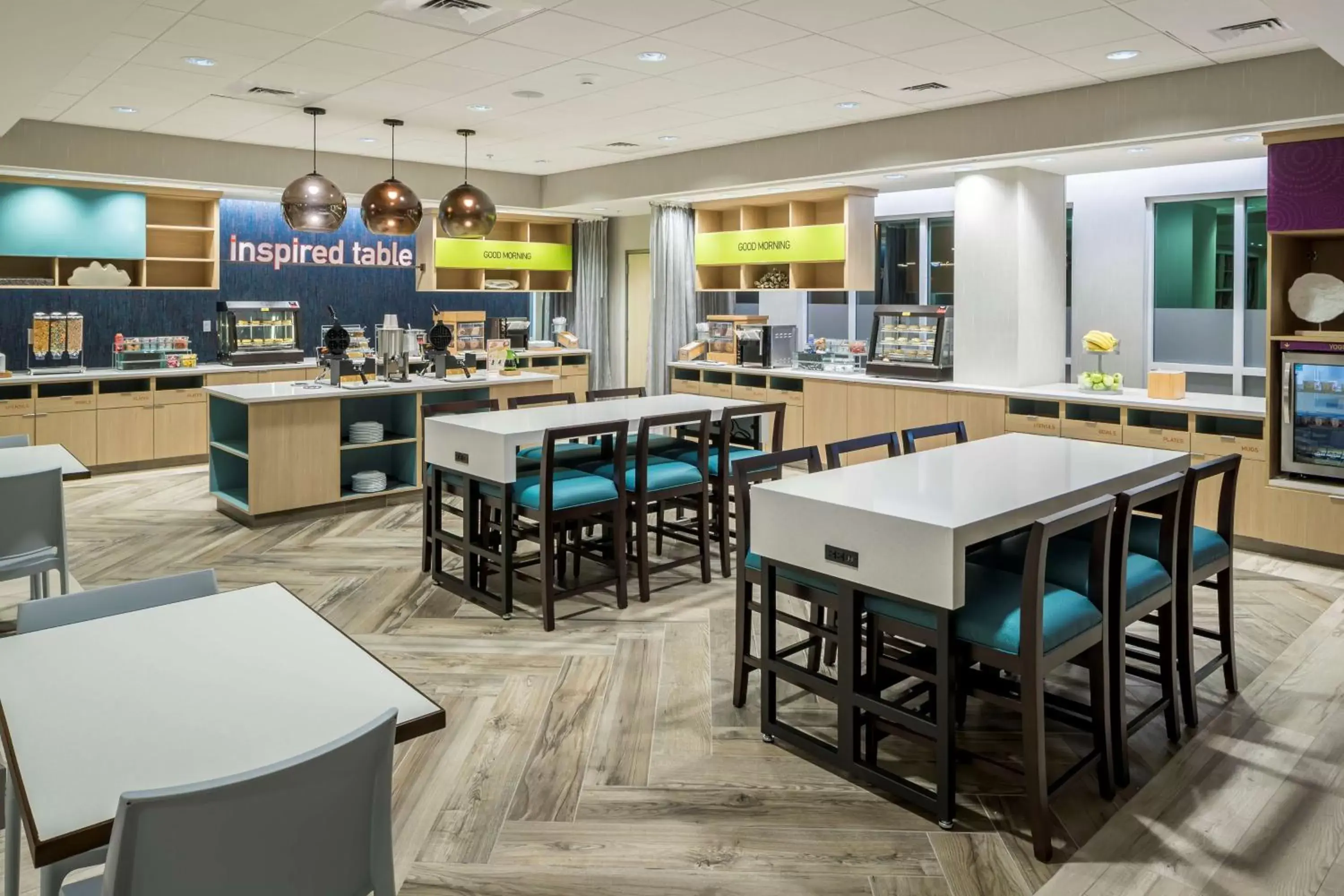 Breakfast, Restaurant/Places to Eat in Home2 Suites By Hilton Cape Canaveral Cruise Port