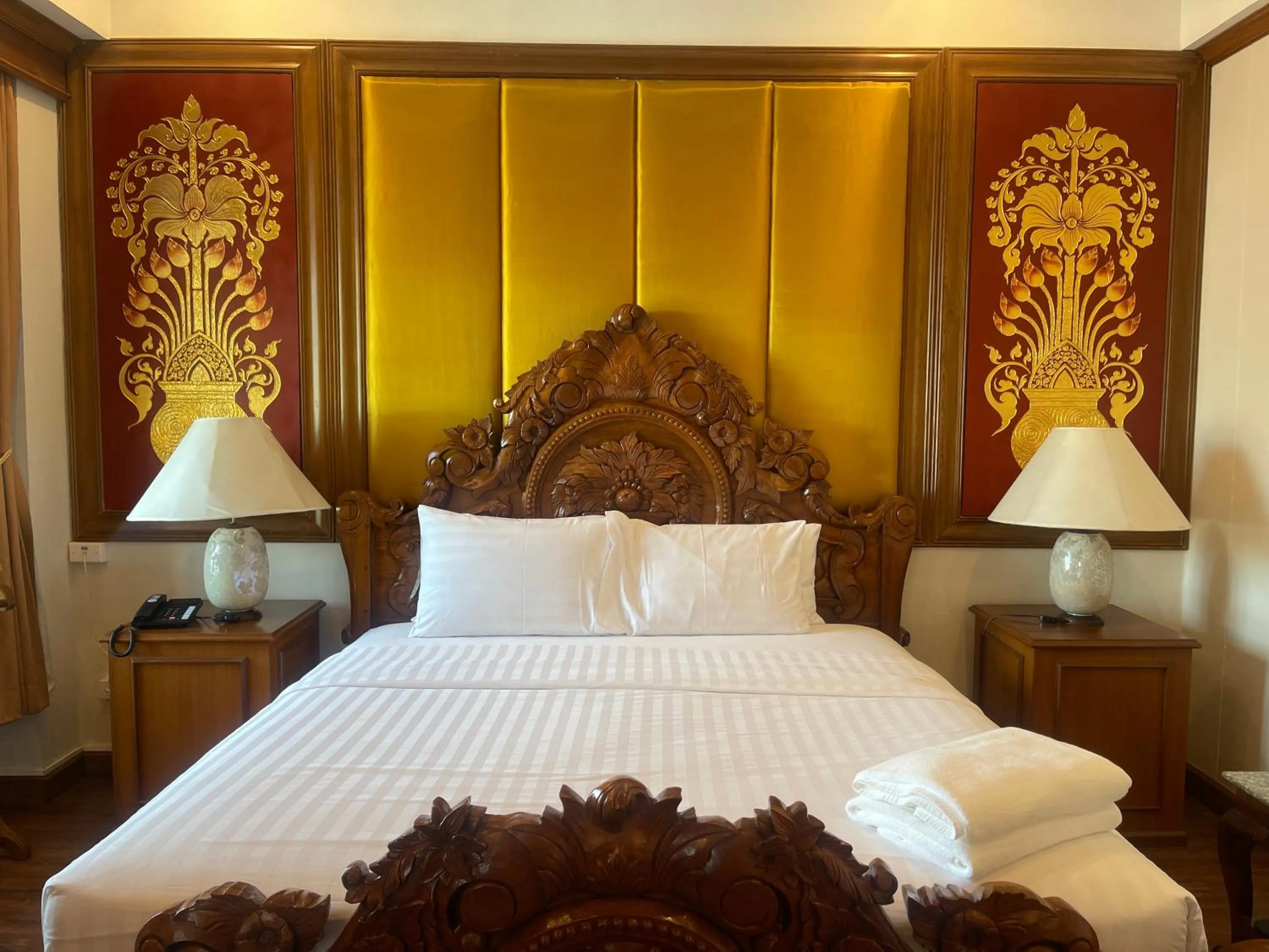 Bedroom, Bed in Pingviman Hotel