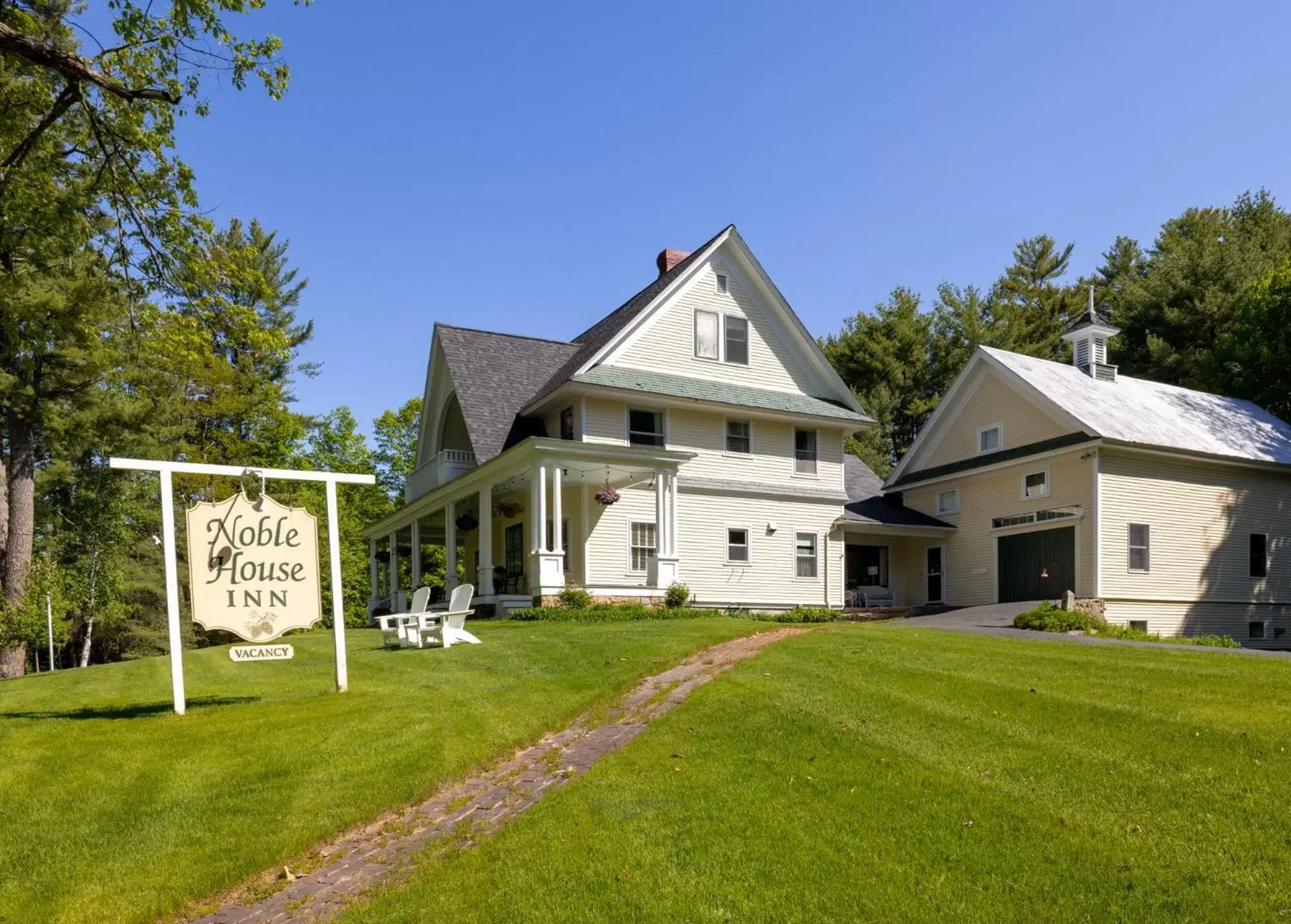 Property Building in Noble House Inn