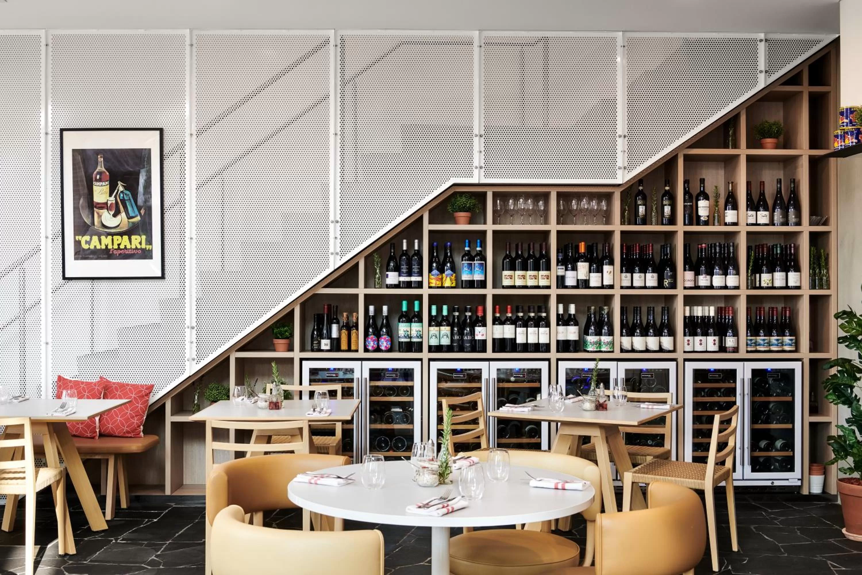 Restaurant/places to eat in Veriu Green Square