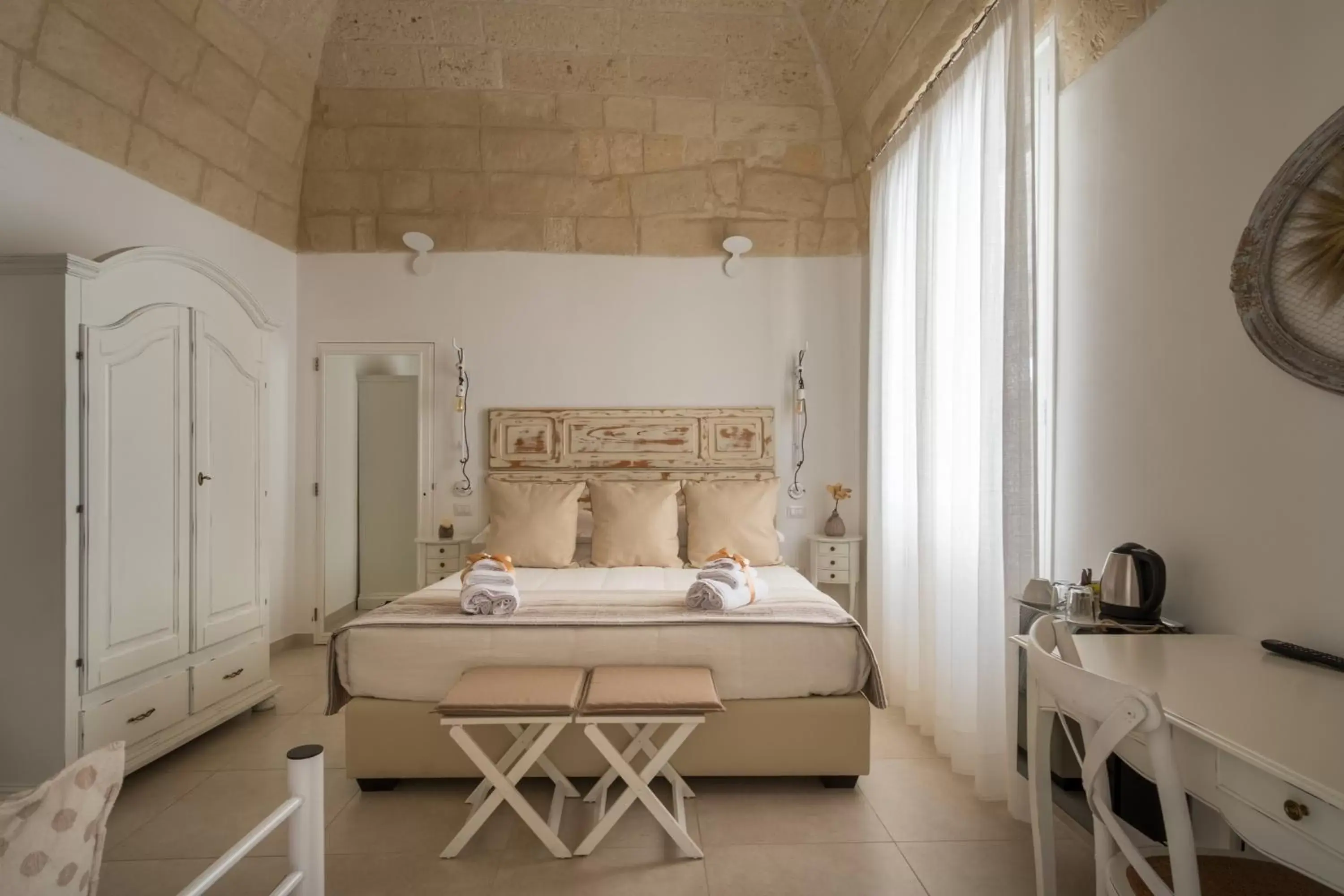 Superior King Room in Amatè Suite Superior King Room in Amatè Suite