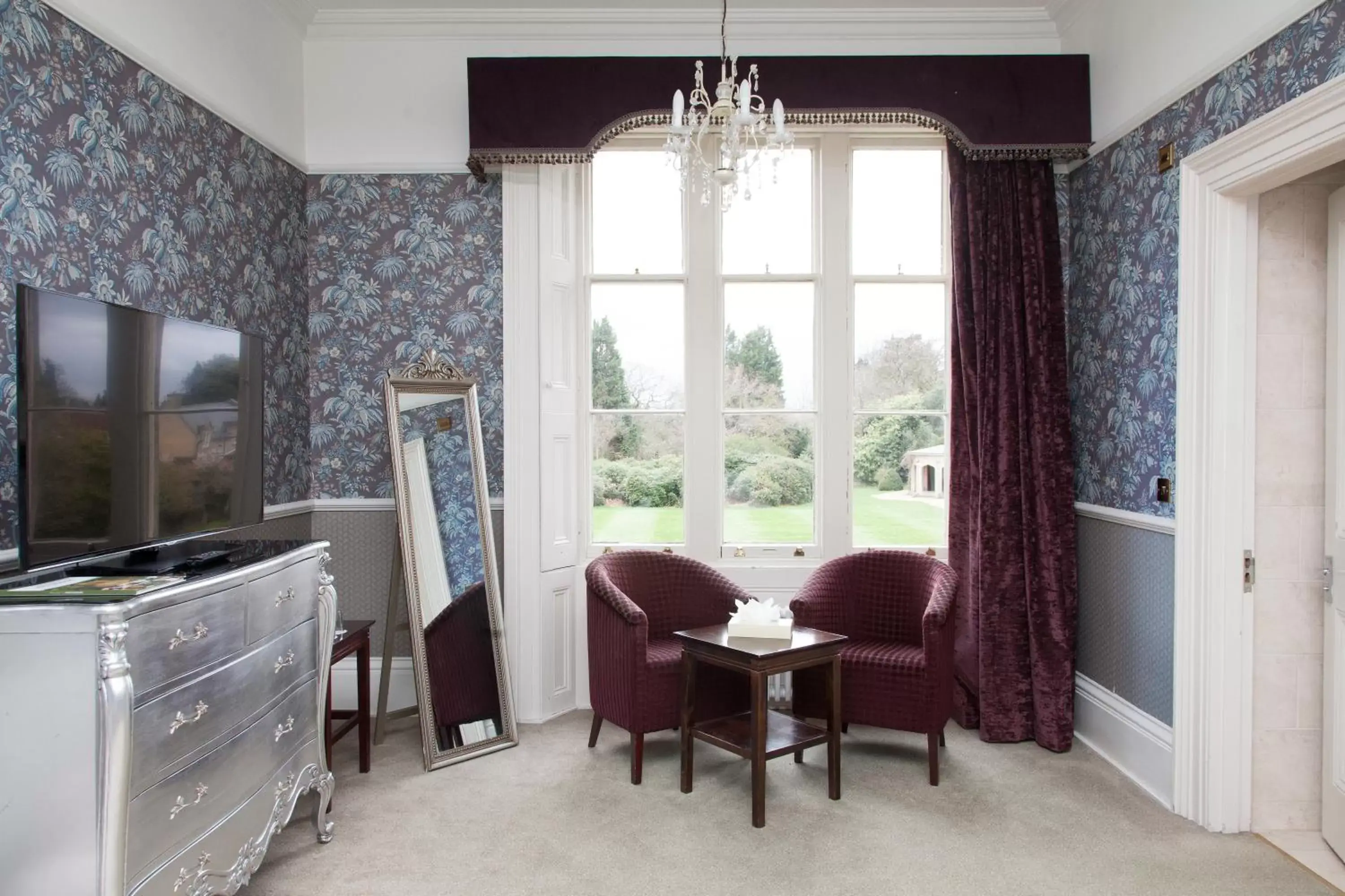 Seating Area in Shendish Manor Hotel