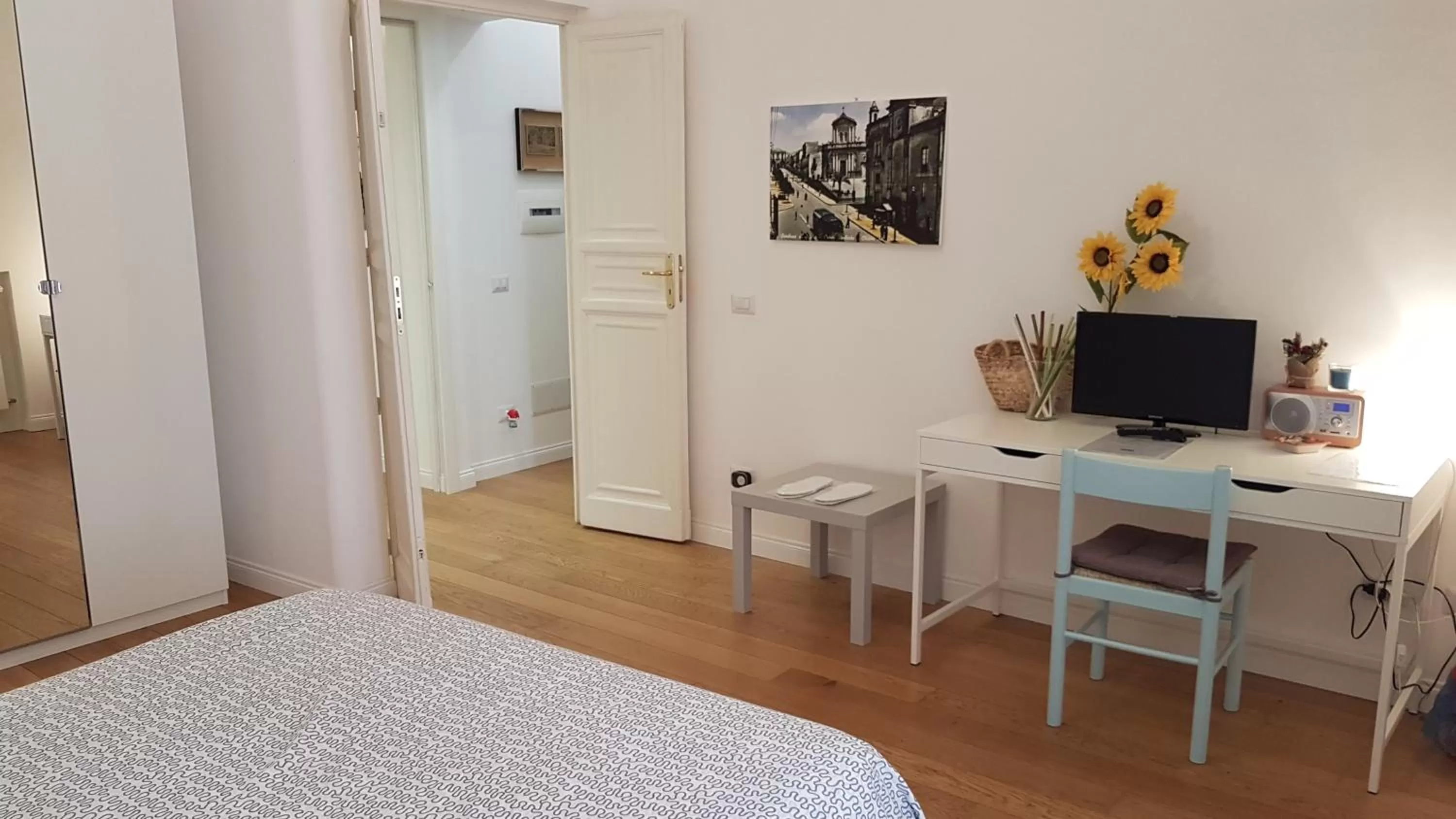 TV/Entertainment Center in Il Cortile del Marchese Beccadelli