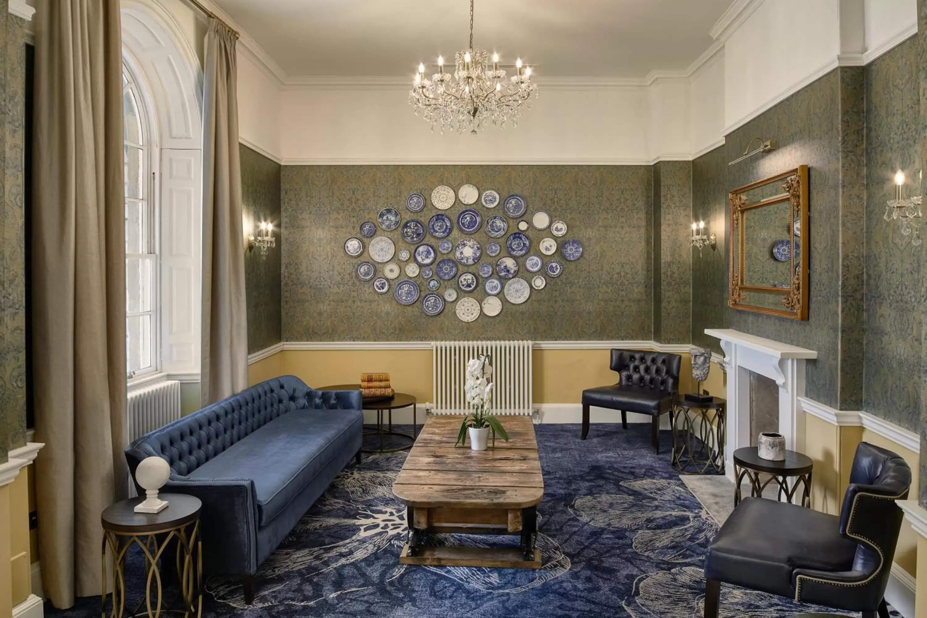 Lobby or reception in Buxton Crescent Lobby or reception in Buxton Crescent