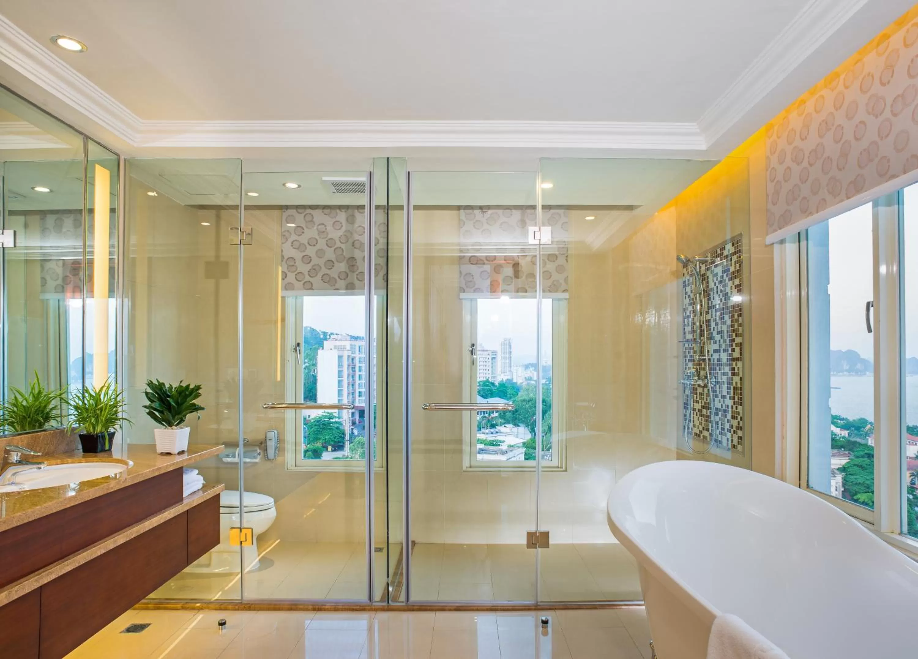 Bathroom in Royal Halong Hotel