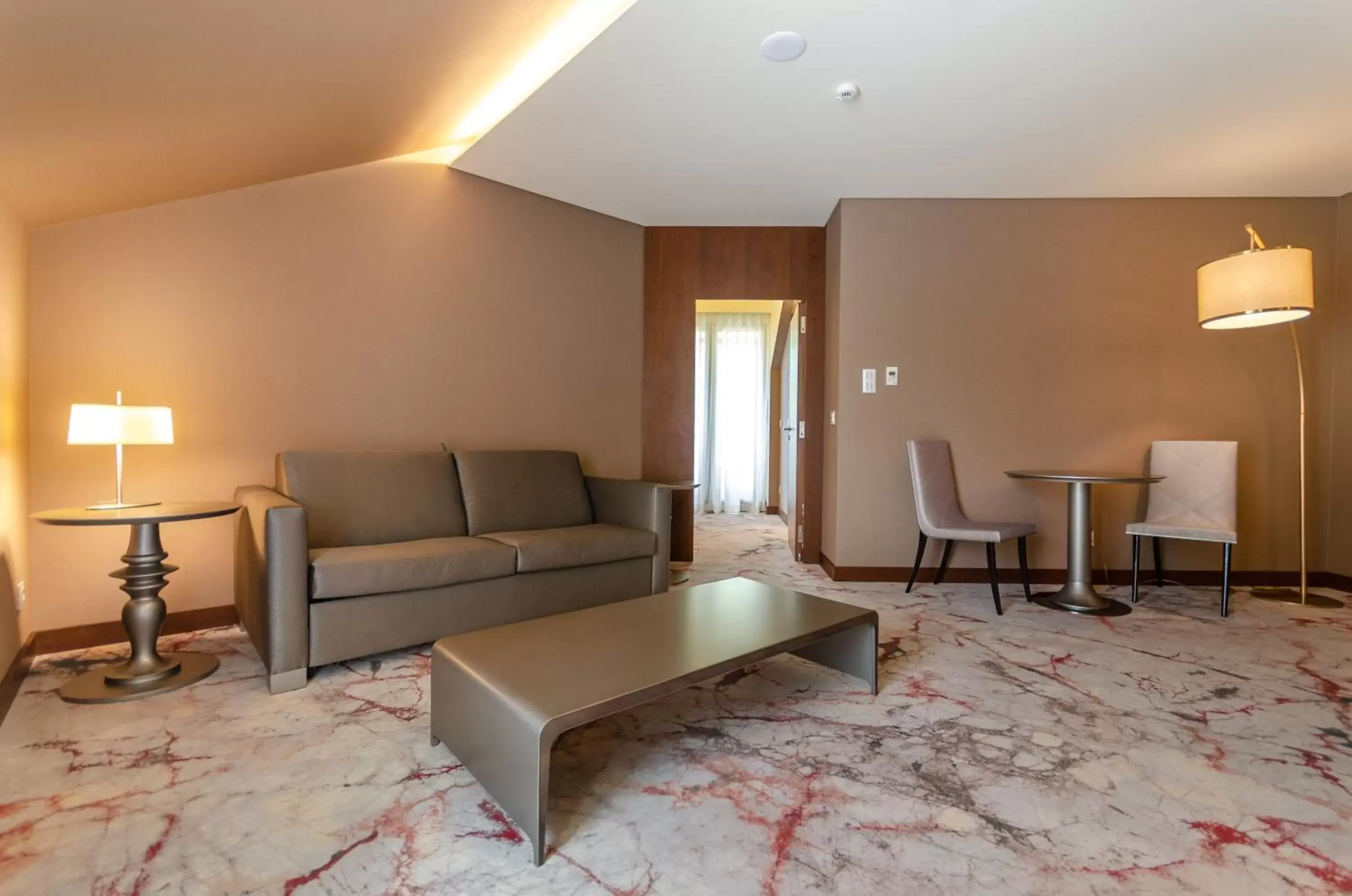 Living room in TURIM Boulevard Hotel Living room in TURIM Boulevard Hotel